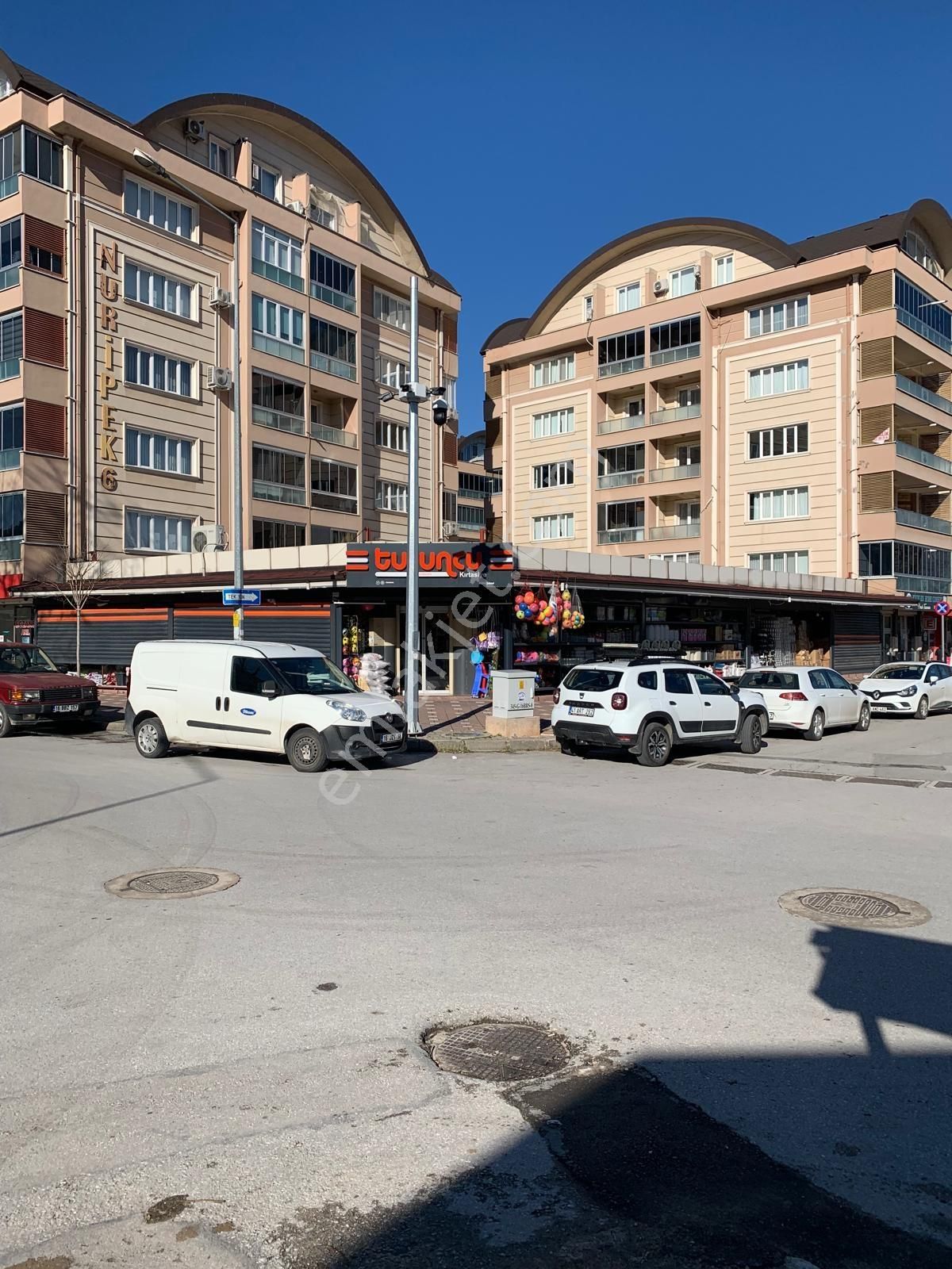 Beynil'den Bursa Yıldırım Millet'de Satılık Köşe Dükkan