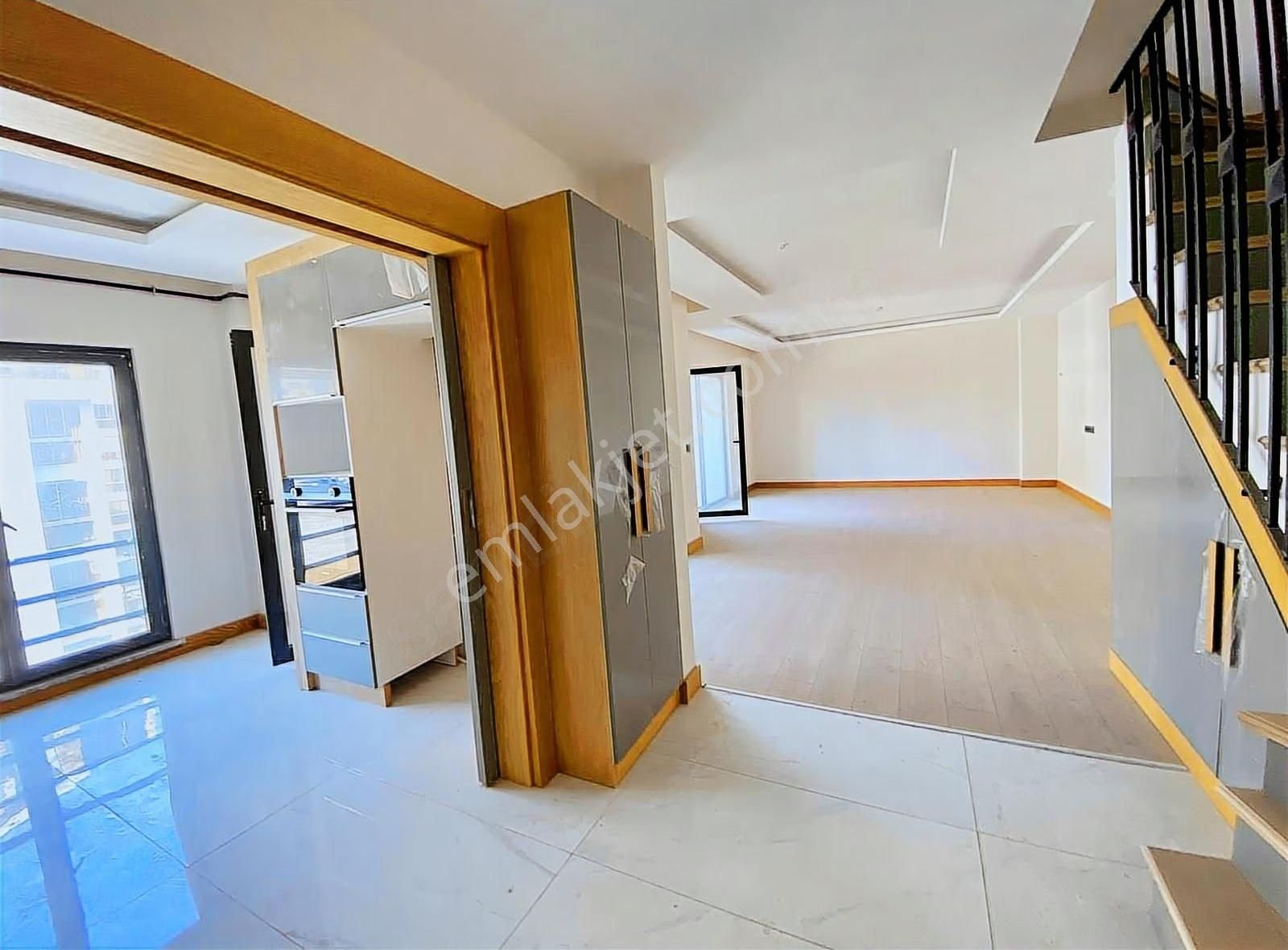 Kayapa'da Merkezi Konumlu Kısa Katlı Satılık Lüks Dublex - Görsel 16