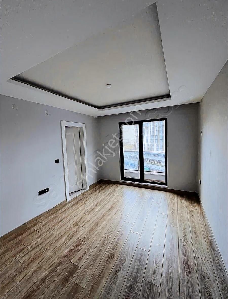 Downtown'da Kiralık 2+1 Temiz Ve Manzaralı Daire - Görsel 17