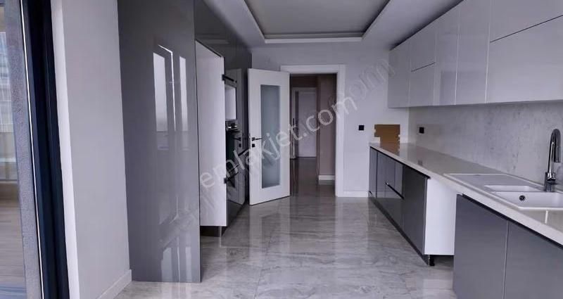 Downtown Konut Etabında Dağ Ve Gösteri Havuz Manzaralı 4+1 Daire - Görsel 29