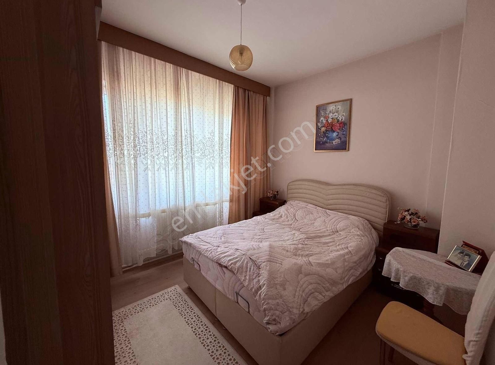 Karacabey Merkez'de Satılık Geniş Ferah 3+1 - Görsel 15