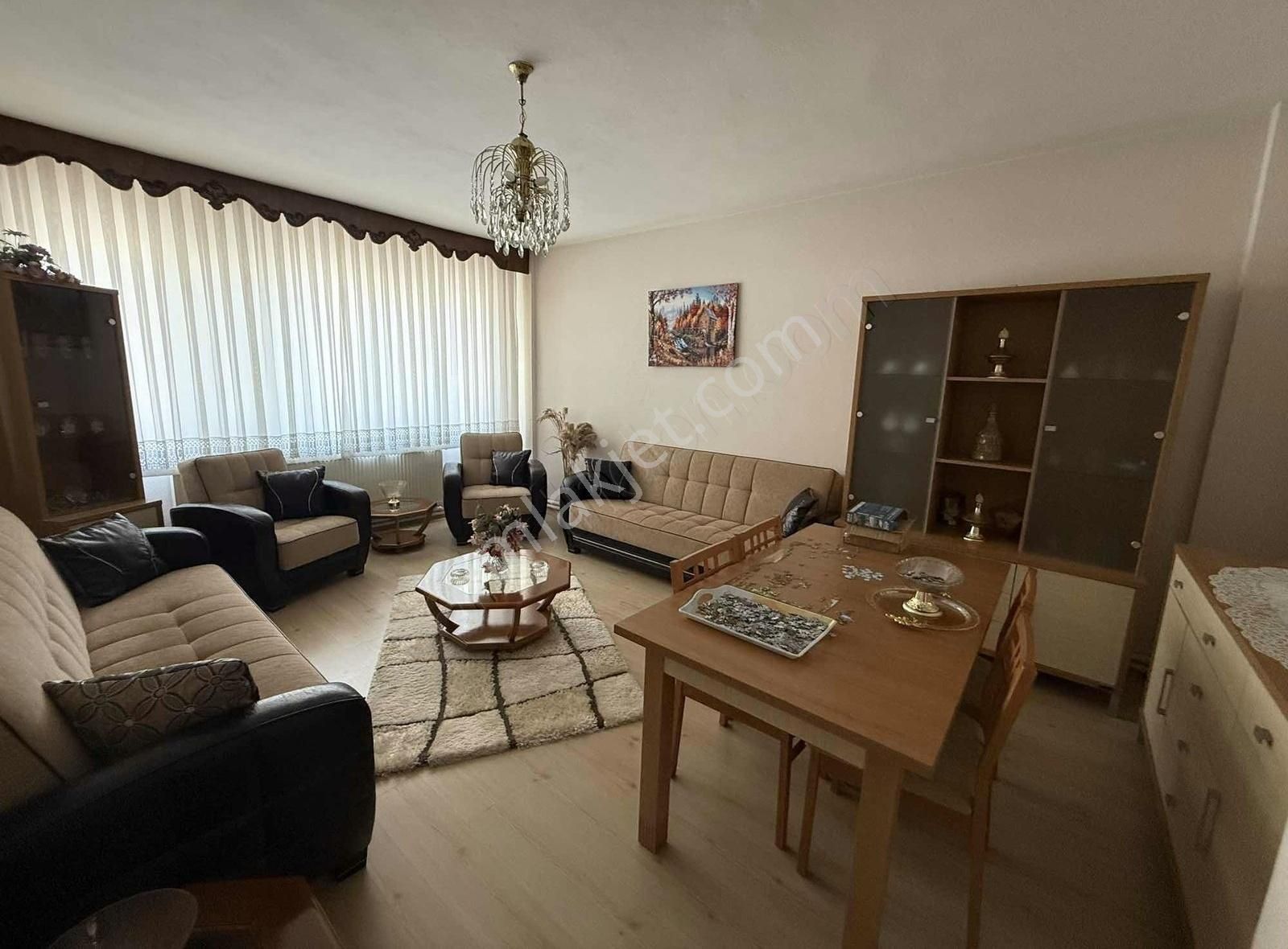 Karacabey Merkez'de Satılık Geniş Ferah 3+1 - Görsel 16