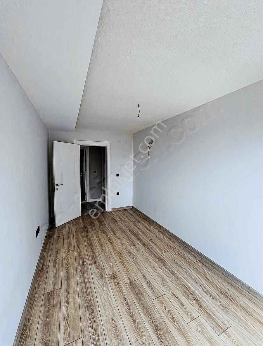 Downtown'da Kiralık Geniş Ve Manzaralı 2+1 Daire - Görsel 4