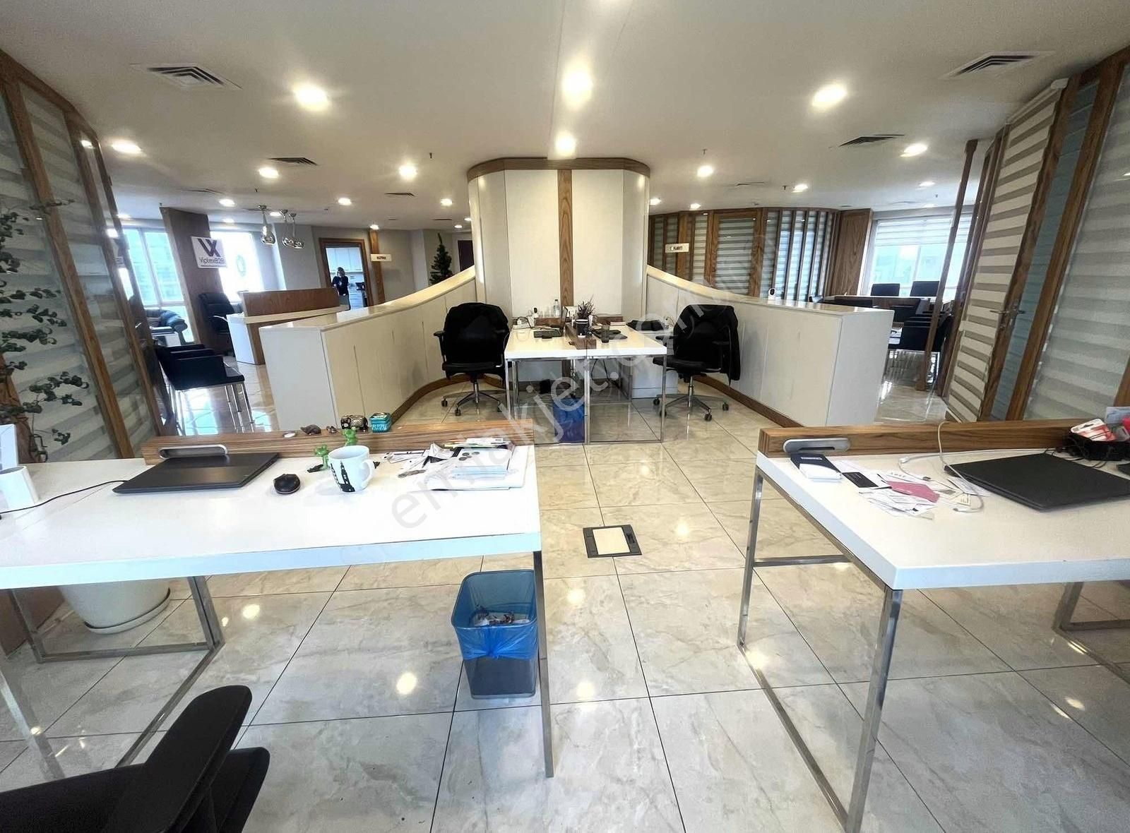 Tüze Plaza Da Eşyalı Kiralık 300 Metre² Ofis - Görsel 32