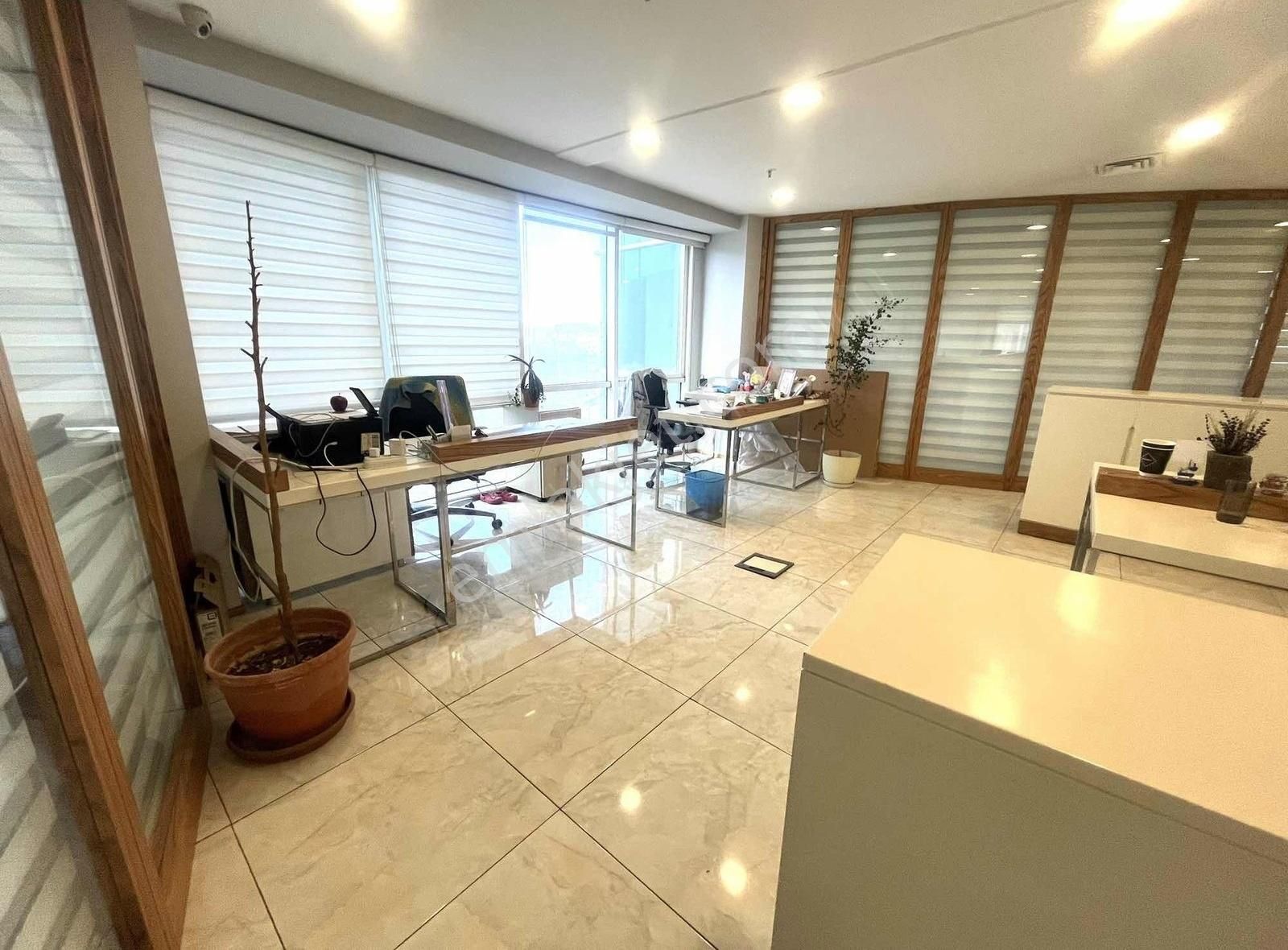 Tüze Plaza Da Eşyalı Kiralık 300 Metre² Ofis - Görsel 18