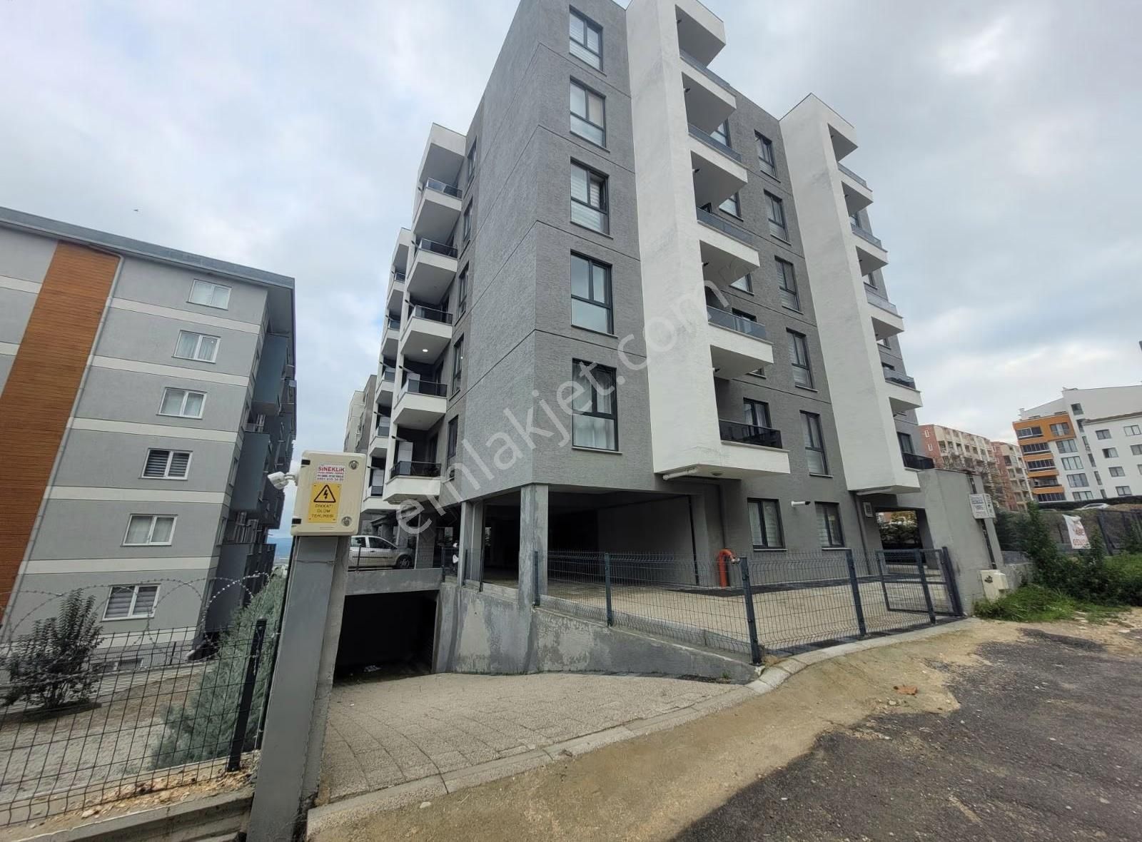 Dumlupınarda Eşyalı Ve Kiracılı 2+1 Net 50 M2 Satılık Daire - Görsel 18