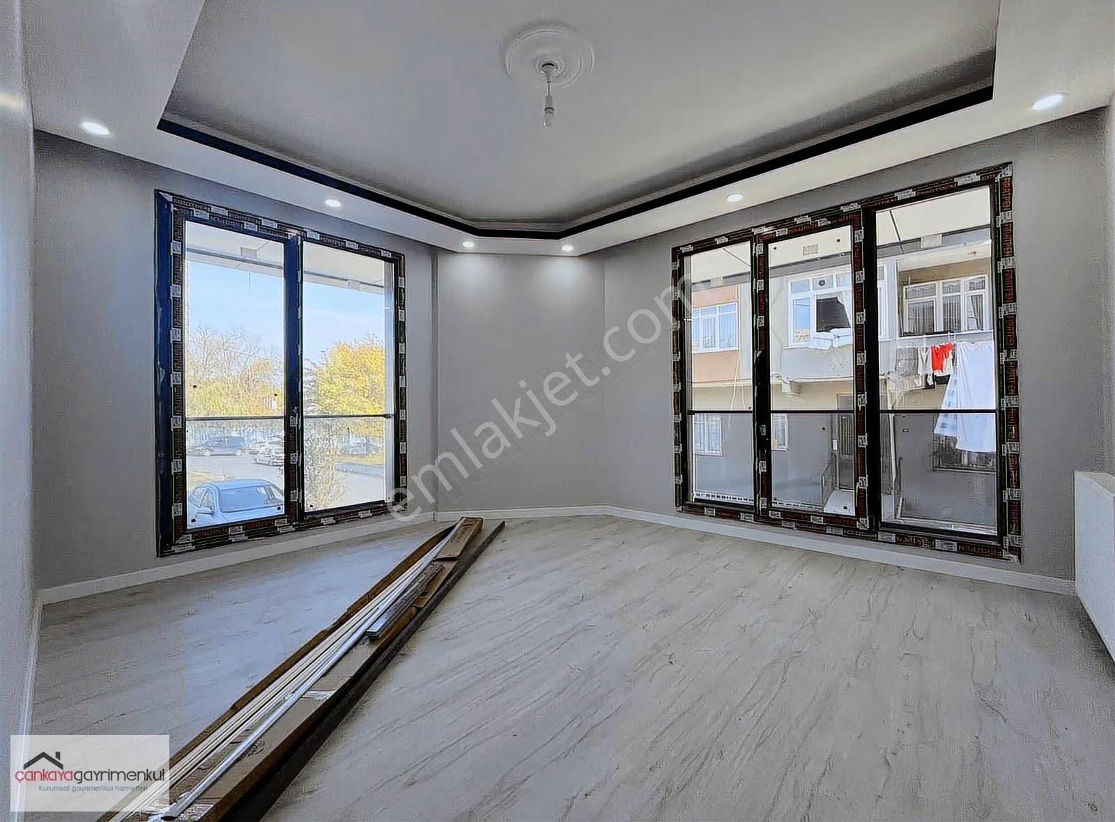 Halkalının En Güzel Yerinde 2+1 Sıfır Yüksek Giriş Daire!! - Görsel 4