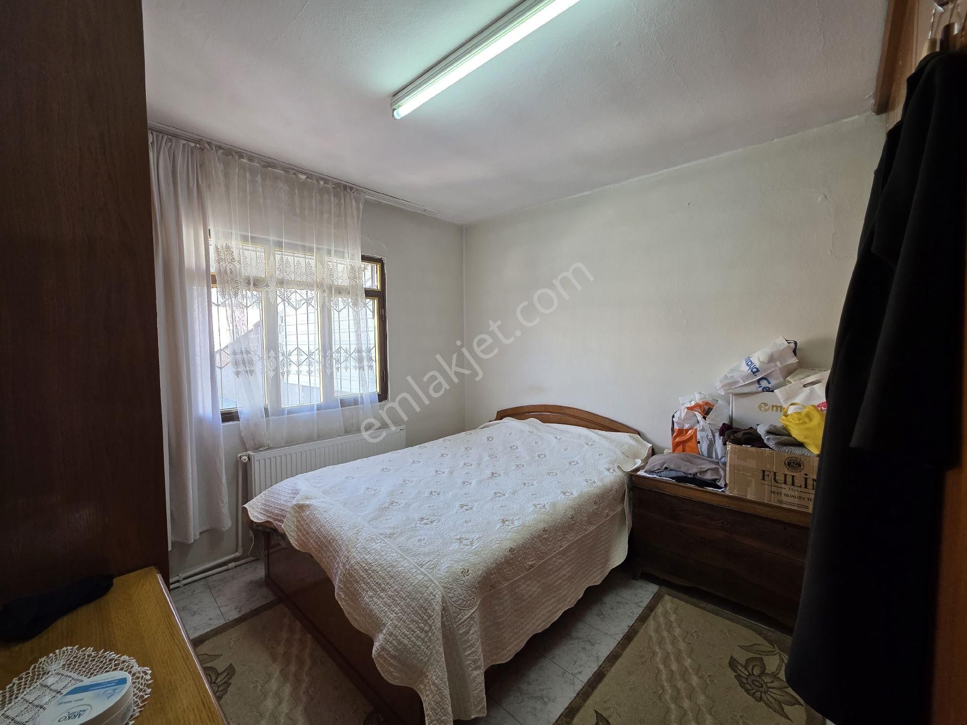 Levent Mahallesi Nde Satılık 2 Katlı Doğal Gazlı Müstakil Ev - Görsel 12