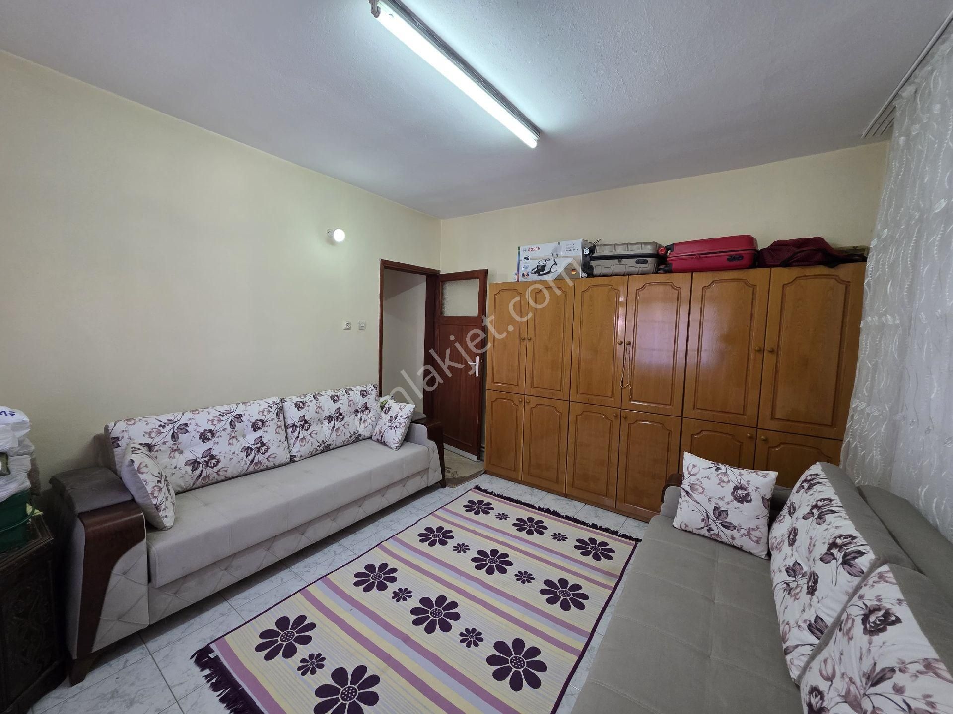 Levent Mahallesi Nde Satılık 2 Katlı Doğal Gazlı Müstakil Ev - Görsel 6