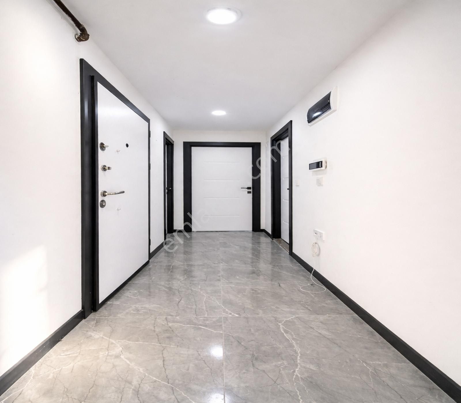 Beylikdüzü Lıve İnşaat'tan Site İçi Kapalı Otoparklı İskanlı 2+1 - Görsel 17