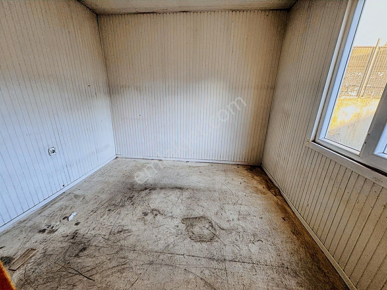 Pendik Kurtköy Sanayide Etrafı Çevrili Net 300 M2 Kiralık Arsa - Görsel 9