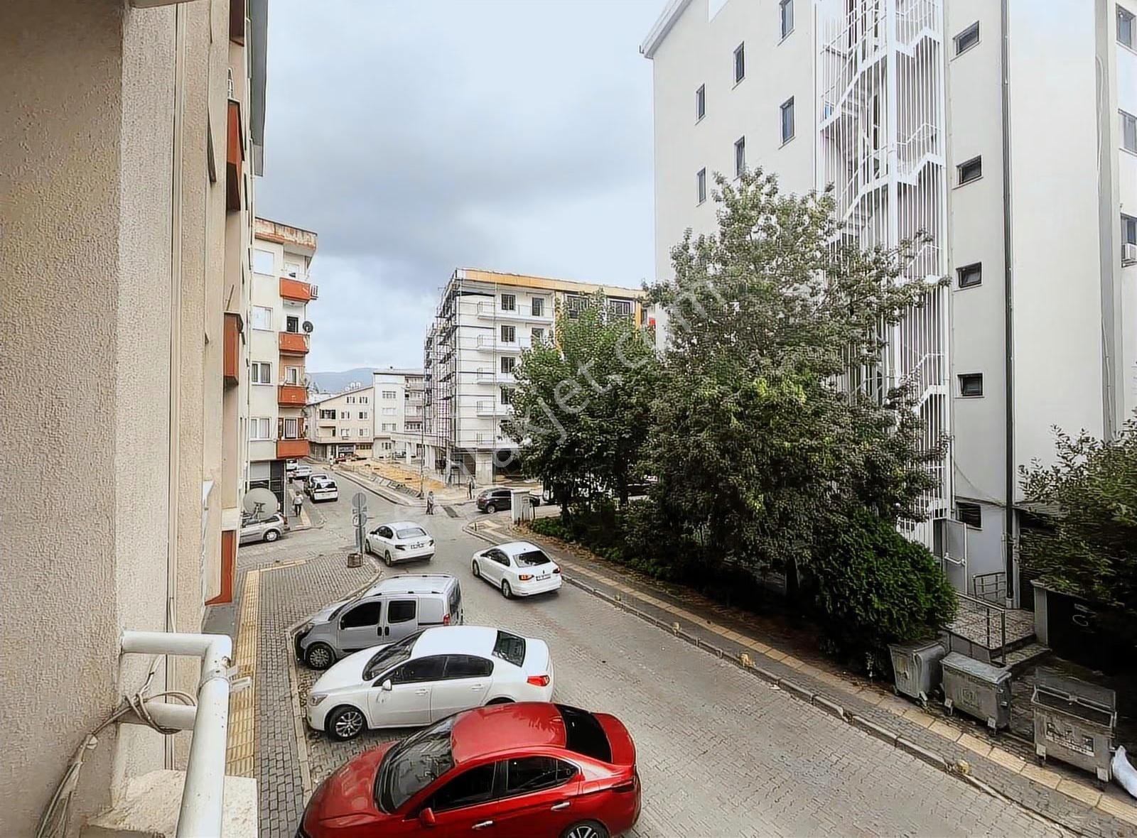 Beşevler Konak Mah. 3+1 Açık Mutfak Kiralık Daire - Görsel 13