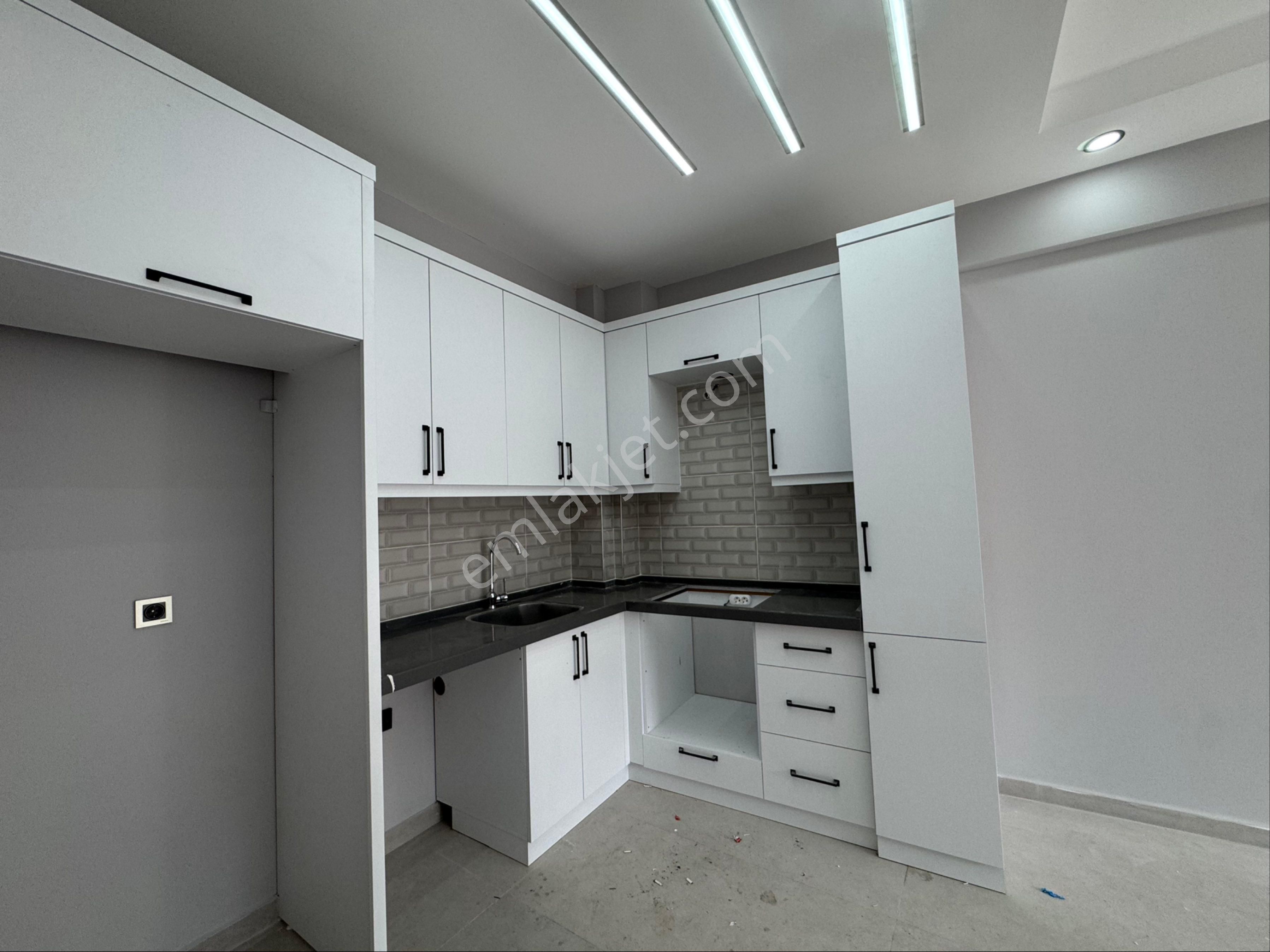 Kuşadası Güzelçamlı'da Satılık 2+1 Ara Kat Sıfır Daire - Görsel 10