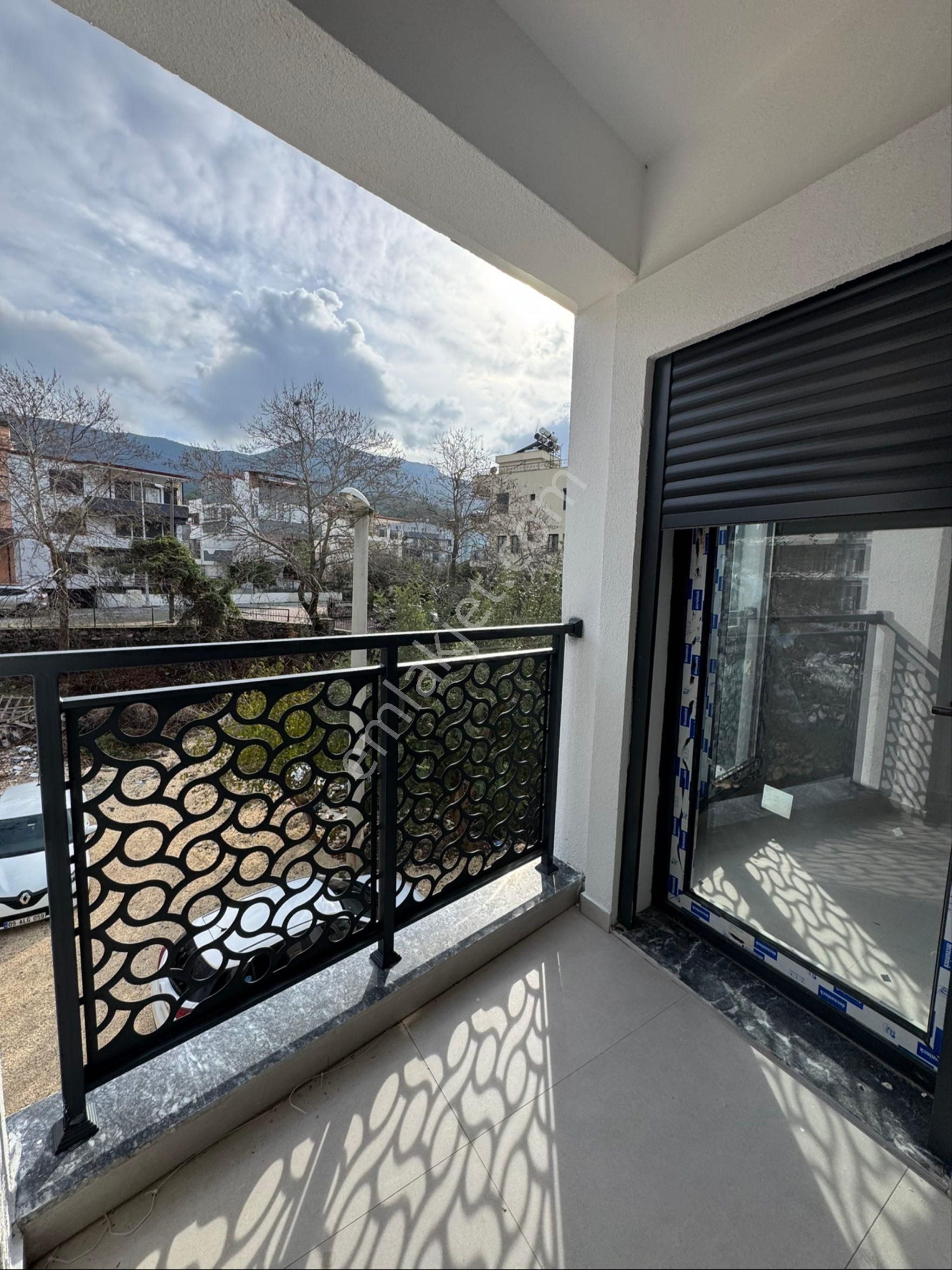 Kuşadası Güzelçamlı'da Satılık 2+1 Ara Kat Sıfır Daire - Görsel 37