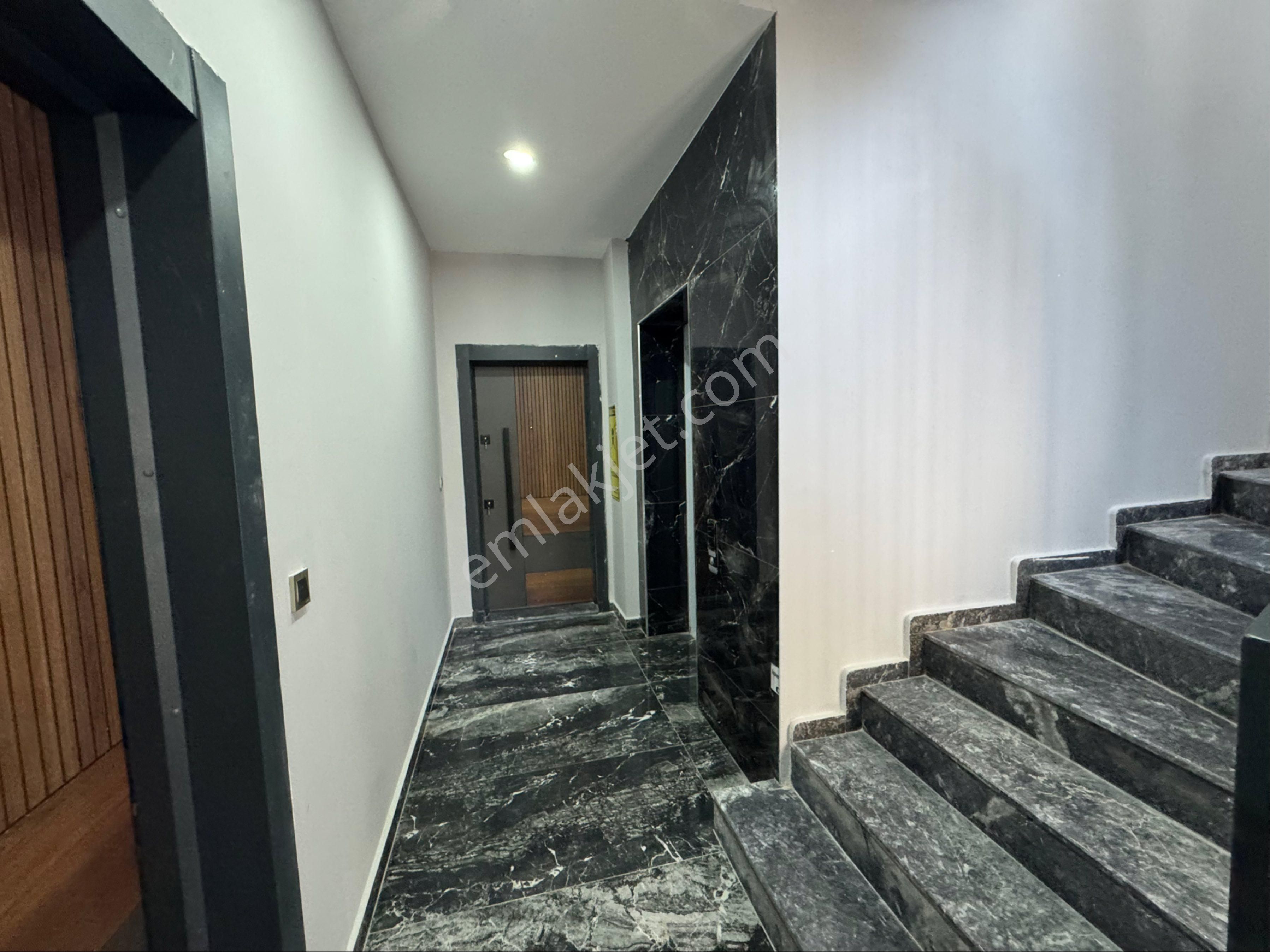 Kuşadası Güzelçamlı'da Satılık 2+1 Ara Kat Sıfır Daire - Görsel 3