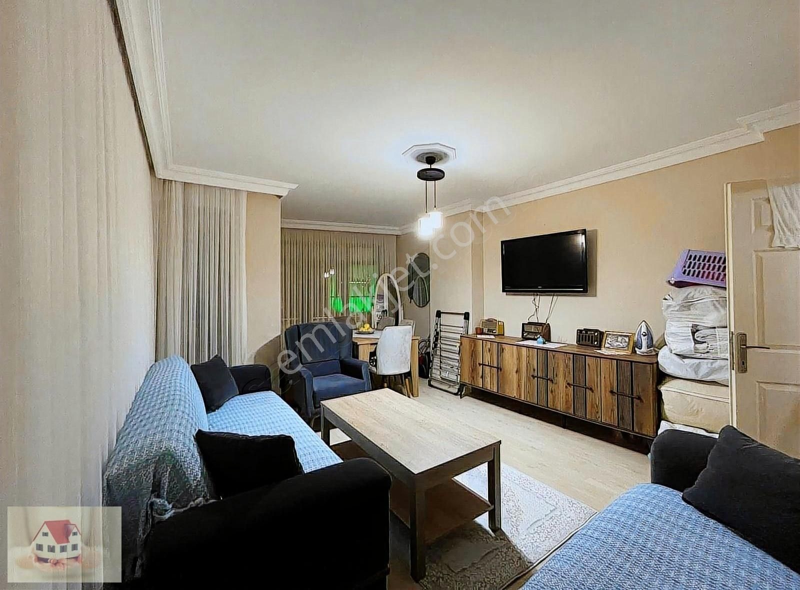 Çekmeköy Mimar Sinan Mahallesinde Satılık 3+1 Arakat Dubleks