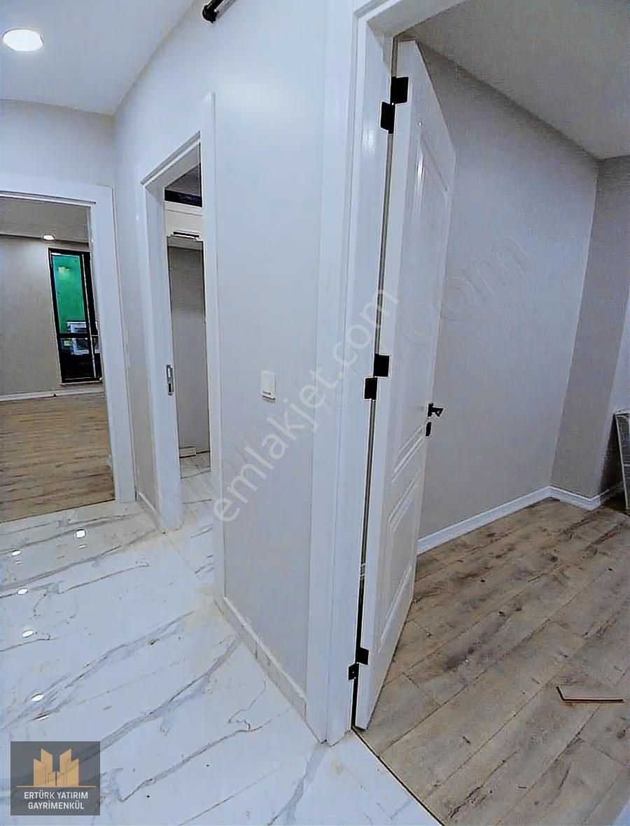 Merkez Mahallesi'nde Kapalı Otoparkli 3+1 110m2 Ara Kat - Görsel 4