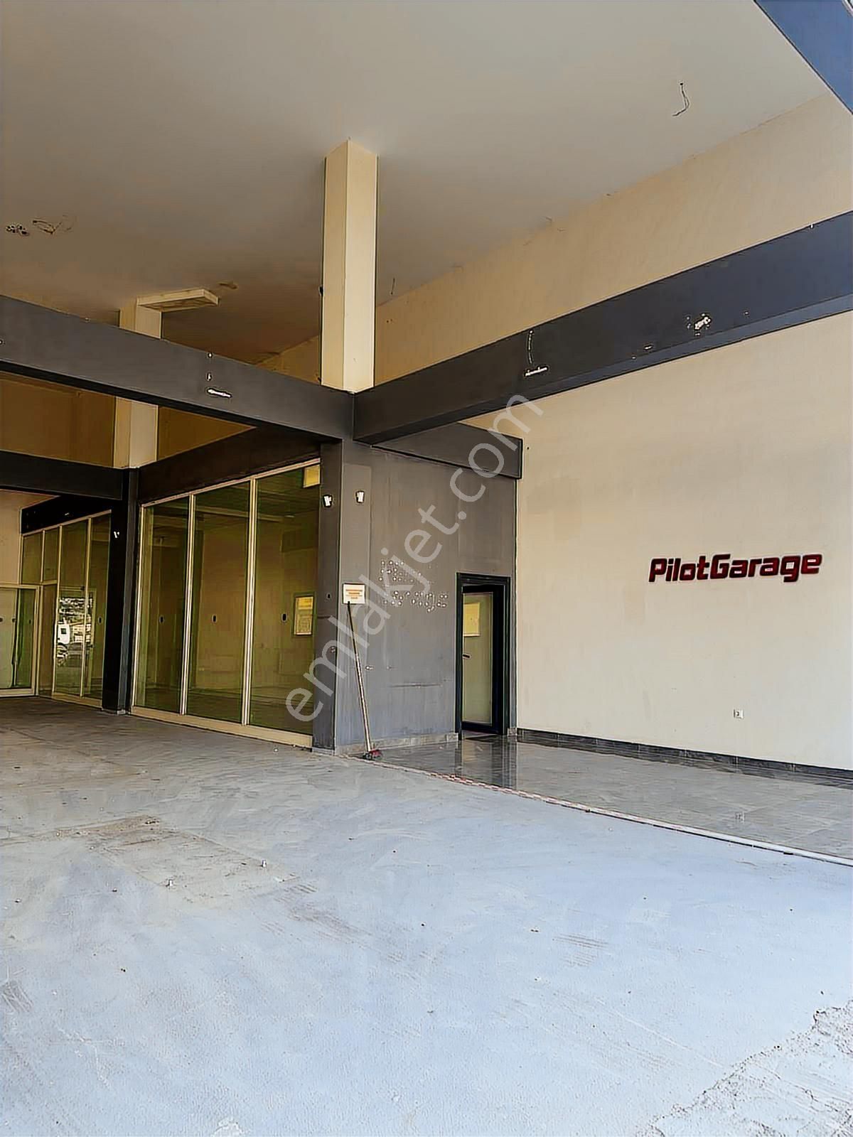 Bursa Yıldırım Millet 11 Eylül Bulvarı Üzerinde Kiralık Dükkan - Görsel 17