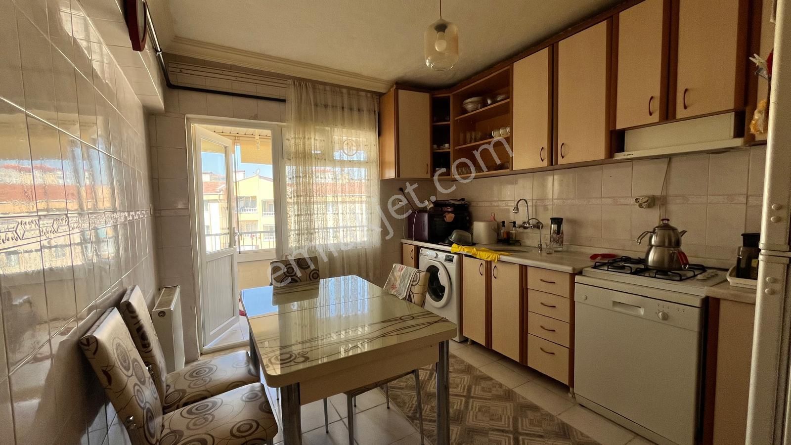 Oğuzlar Mahallesinde Site İçerisinde Park Cepheli Krediye Uygun Satılık - Görsel 2