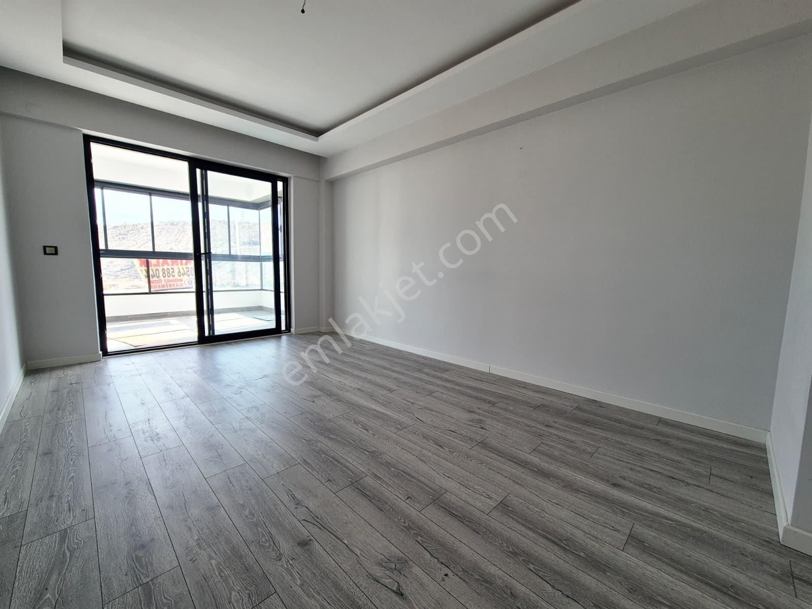 Bulvar Yenikent Sitesinde 4+1 Süper Lüks Kiralık Daire - Görsel 16