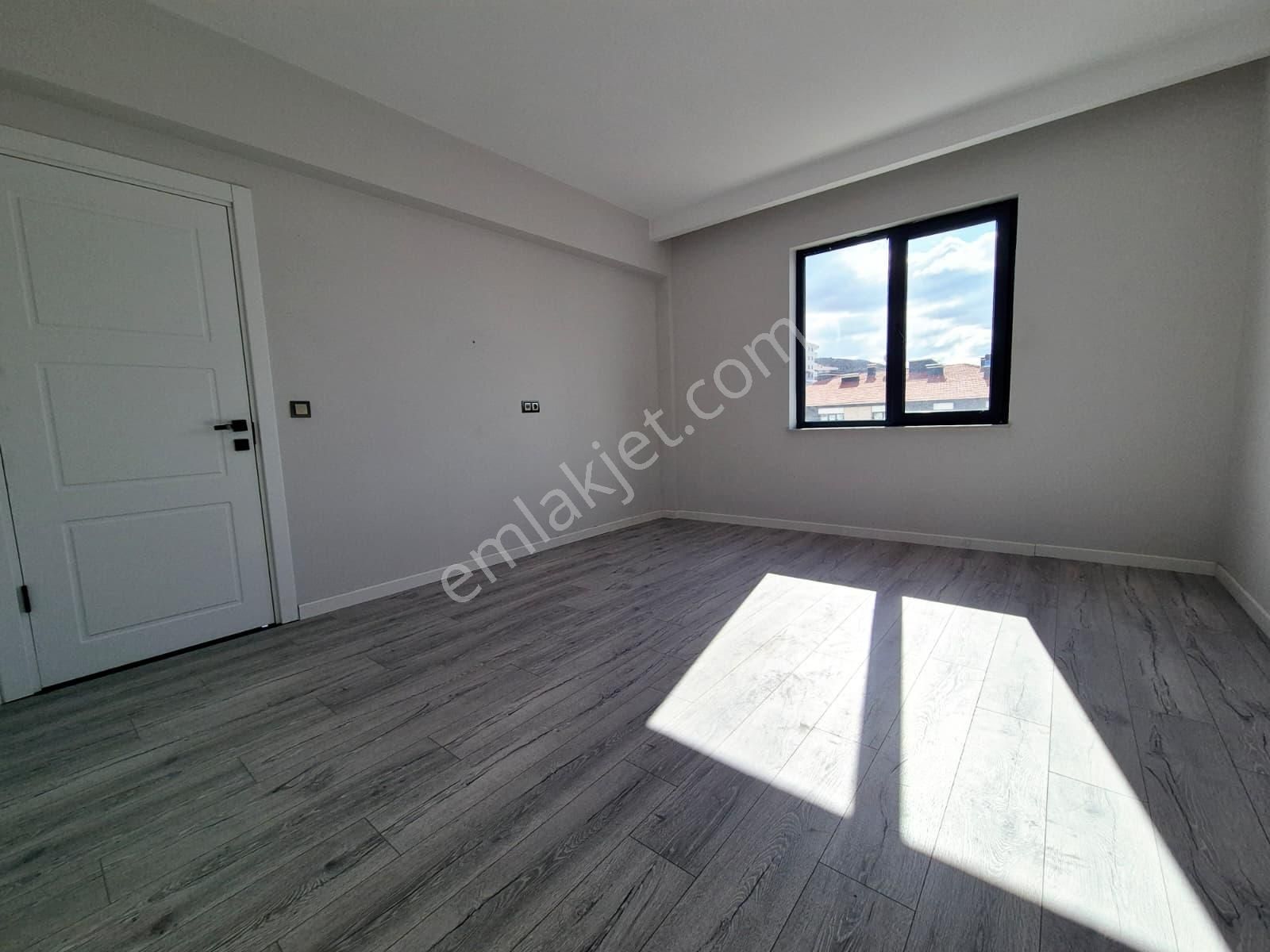 Bulvar Yenikent Sitesinde 4+1 Süper Lüks Kiralık Daire - Görsel 23