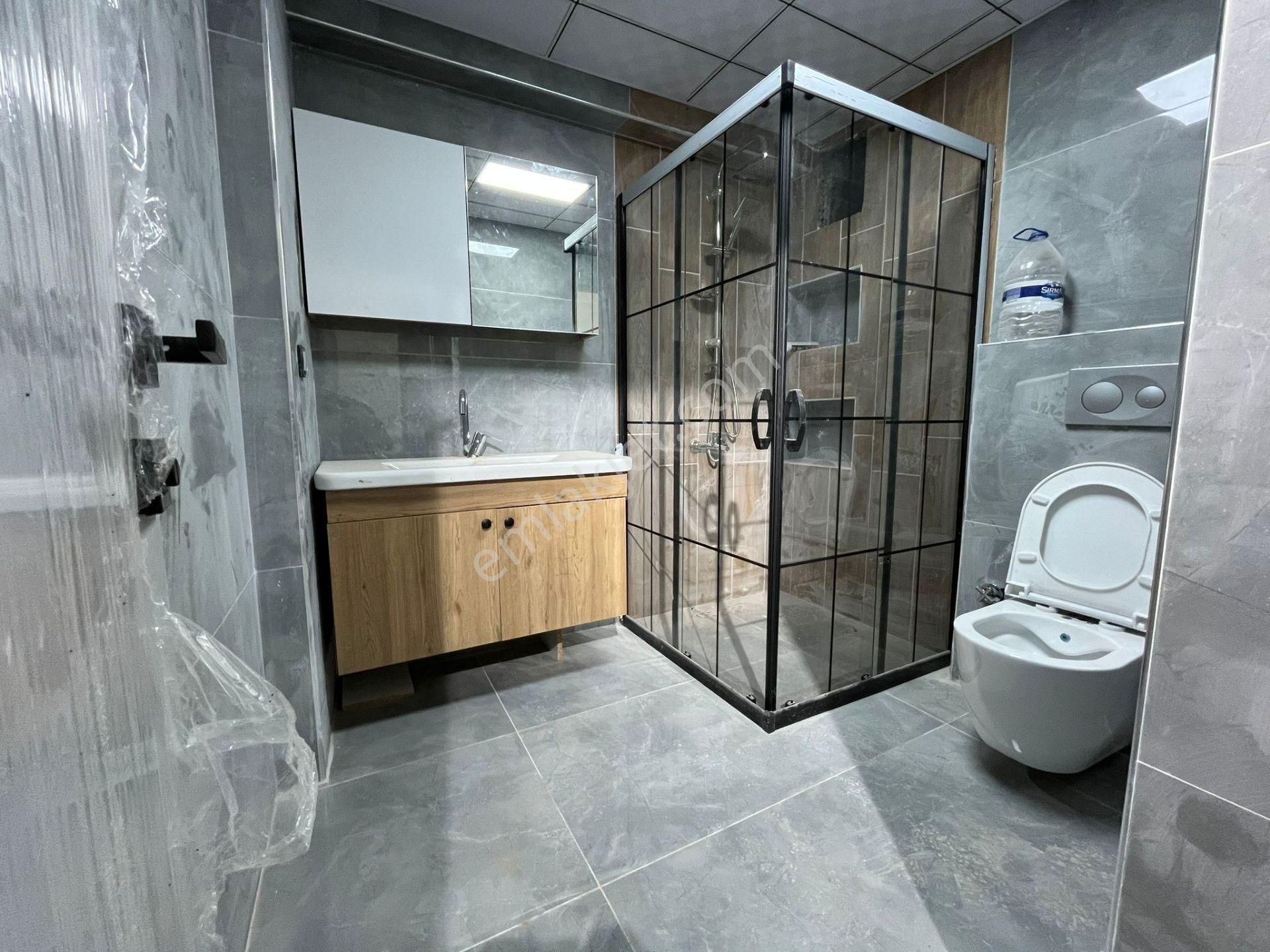 Tuncay Kartal'dan Çamlıca Mh De Birlik Caddesi Yaını 160 M2 3+1 - Görsel 14