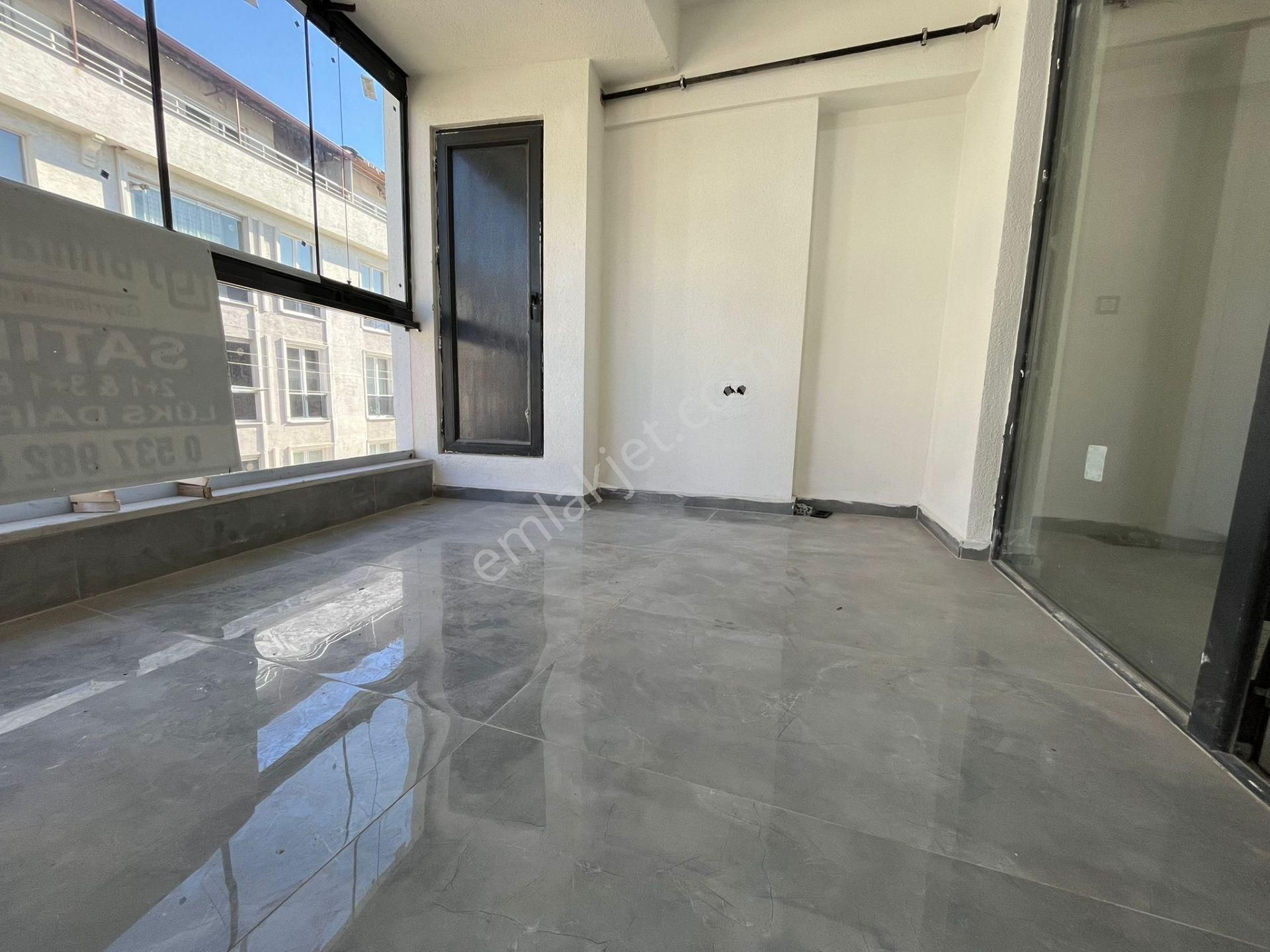 Tuncay Kartal'dan Çamlıca Mh De Birlik Caddesi Yaını 160 M2 3+1 - Görsel 3