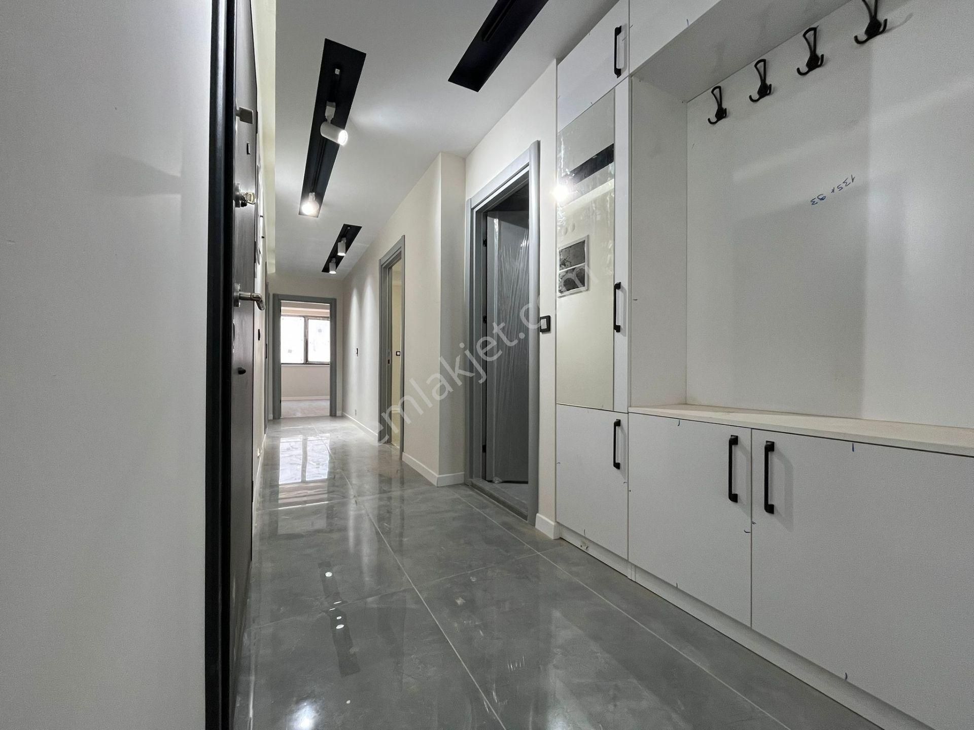 Tuncay Kartal'dan Çamlıca Mh De Birlik Caddesi Yaını 160 M2 3+1 - Görsel 10