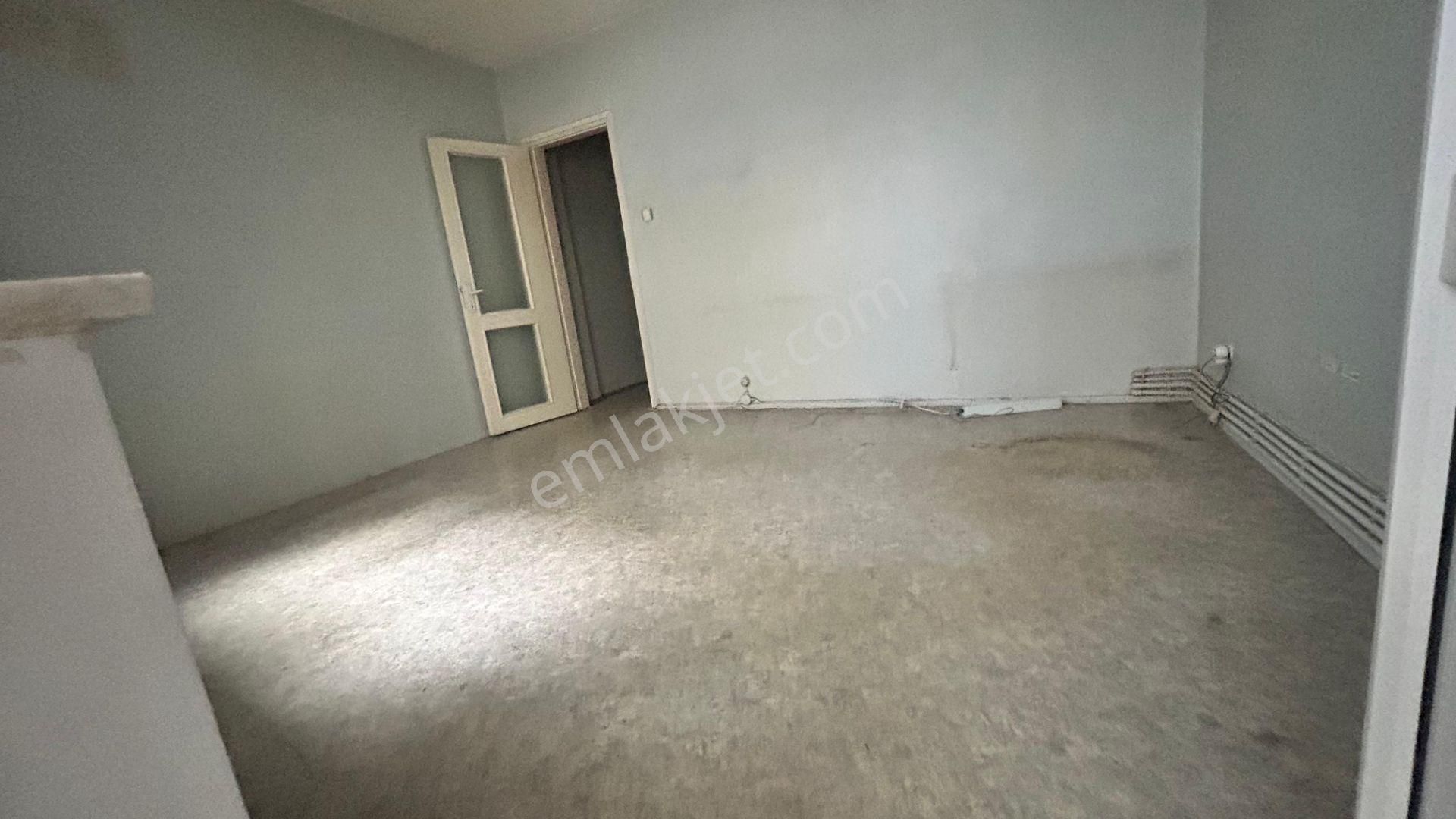 Nişantaşı'nda Şair Nigar Sokakta Satılık 2+1 Ticari Daire - Görsel 17