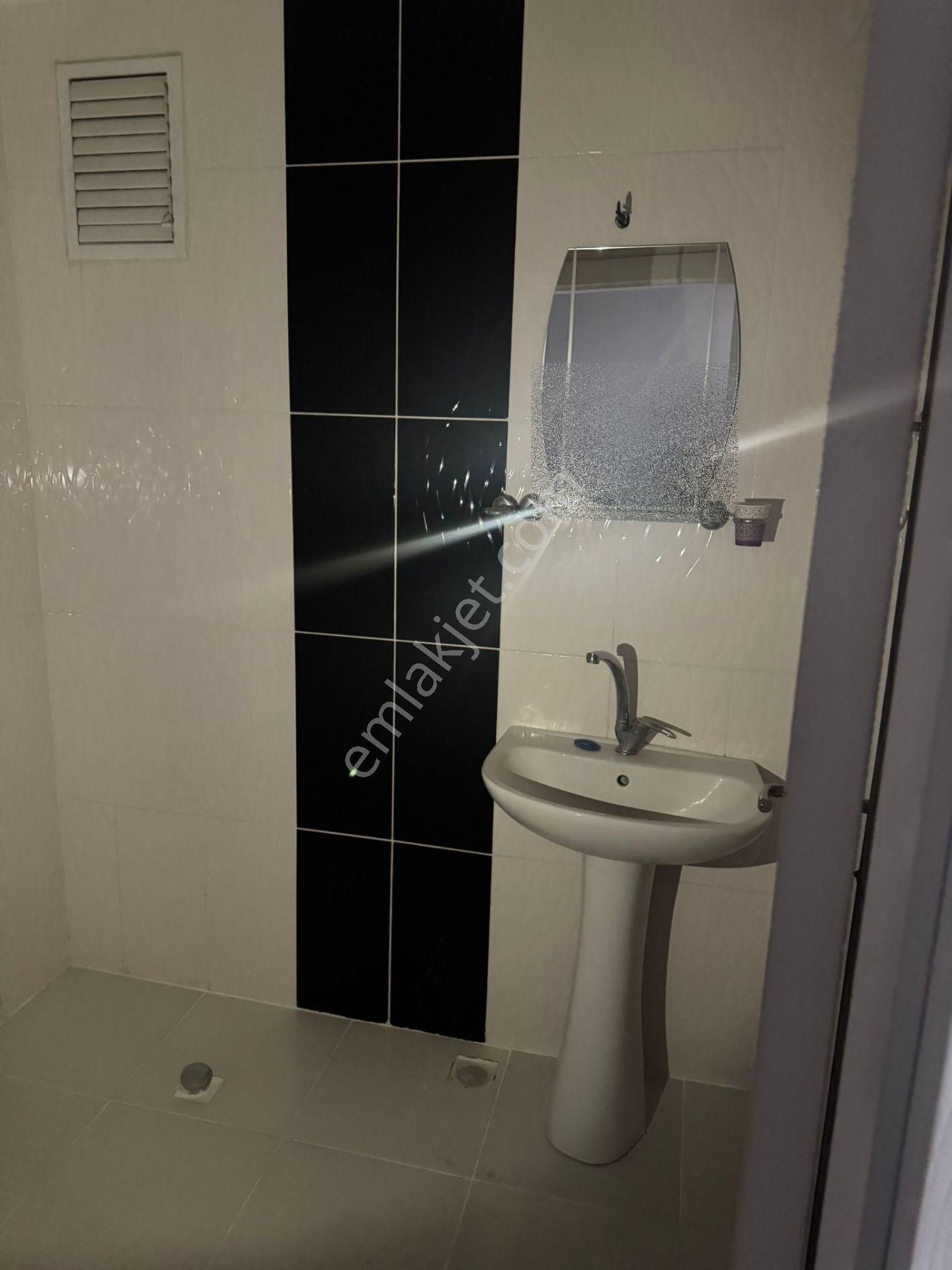 Başpınar'da Orhan Kemal Caddesi Yakını Asansörlü 3+1 1.katta Satılık Daire !! - Görsel 14