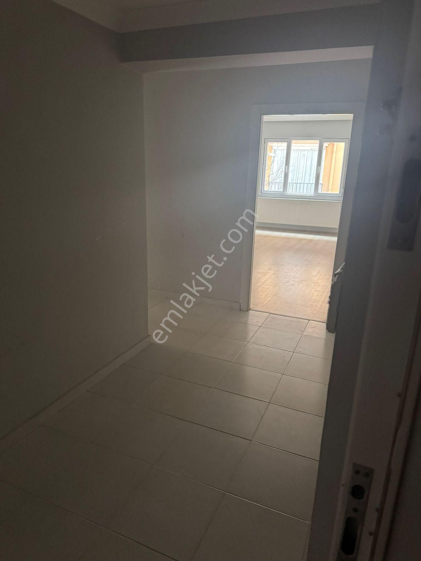 Başpınar'da Orhan Kemal Caddesi Yakını Asansörlü 3+1 1.katta Satılık Daire !! - Görsel 11