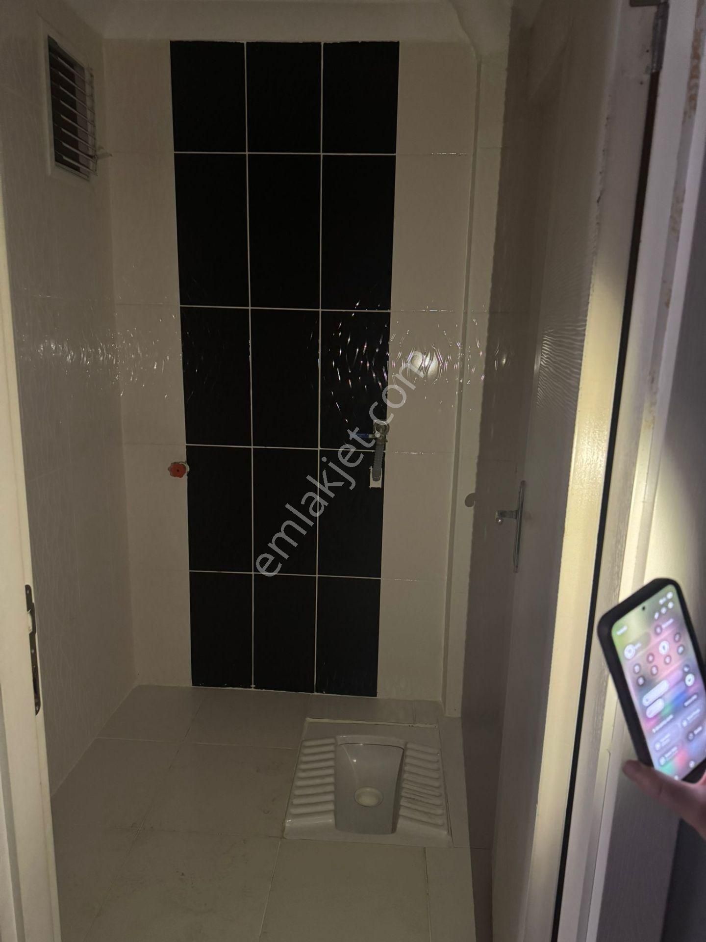 Başpınar'da Orhan Kemal Caddesi Yakını Asansörlü 3+1 1.katta Satılık Daire !! - Görsel 13