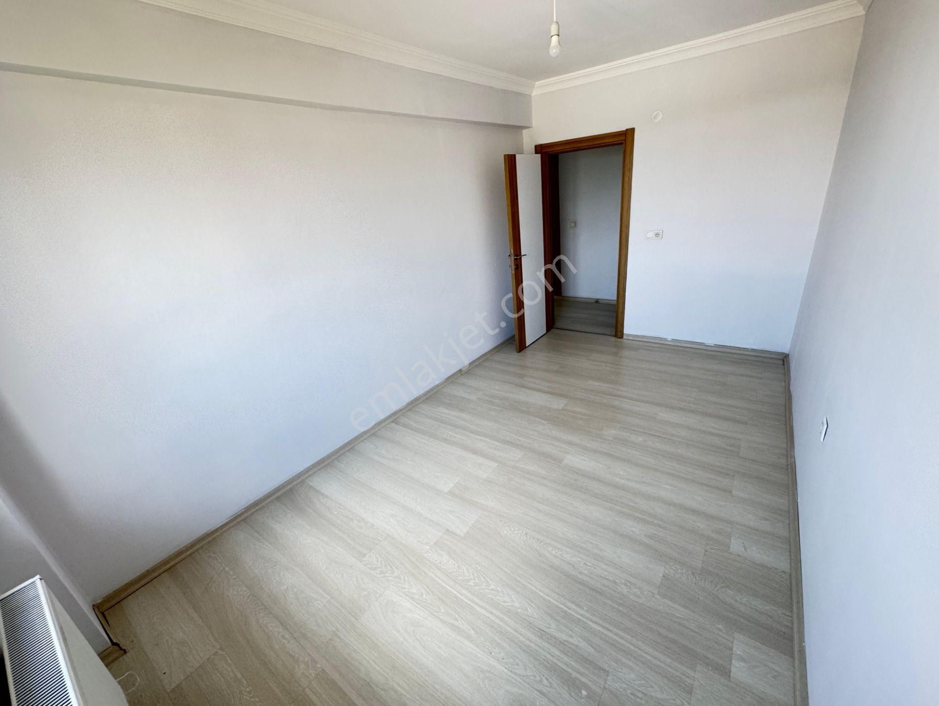 Elite Gd & 3+1 Hastane Karşısı 130 M2 İki Cepheli Fırsat Daire - Görsel 15