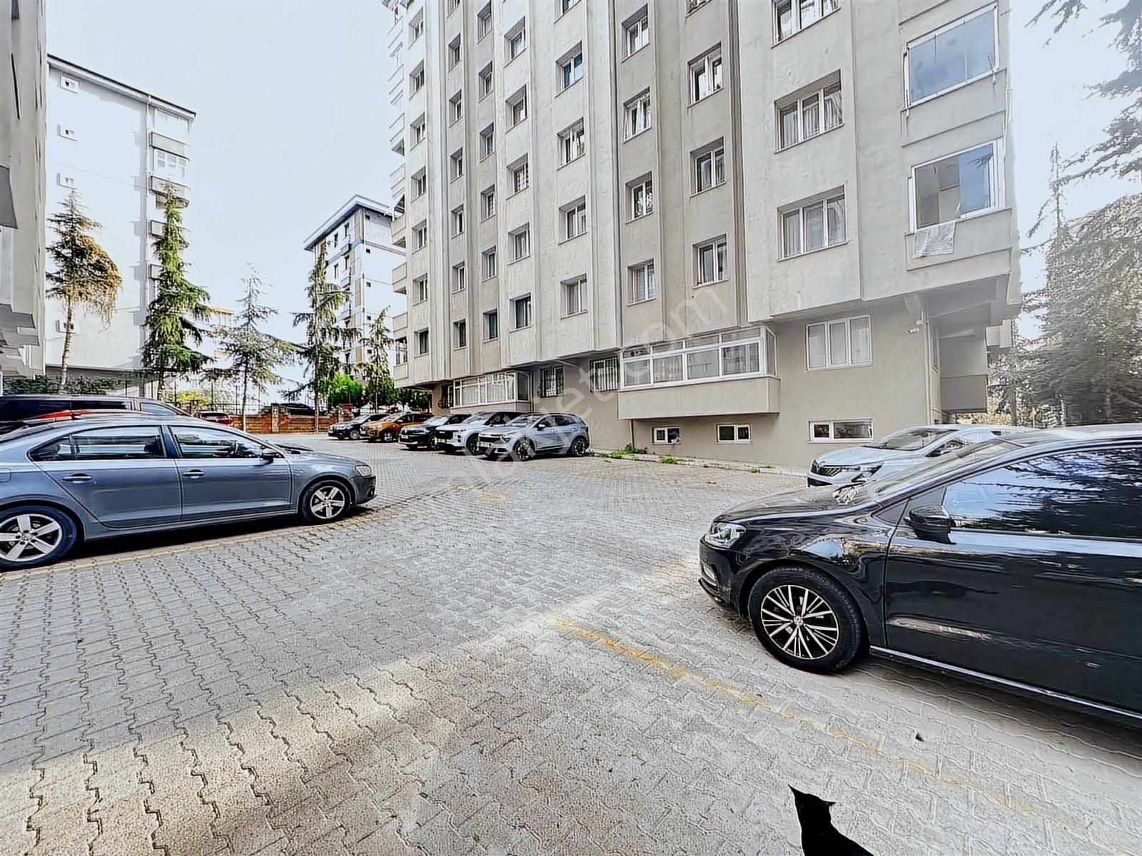 Harika Konumda Büyük M2 Eşyalı 3+1 Daire - Görsel 6