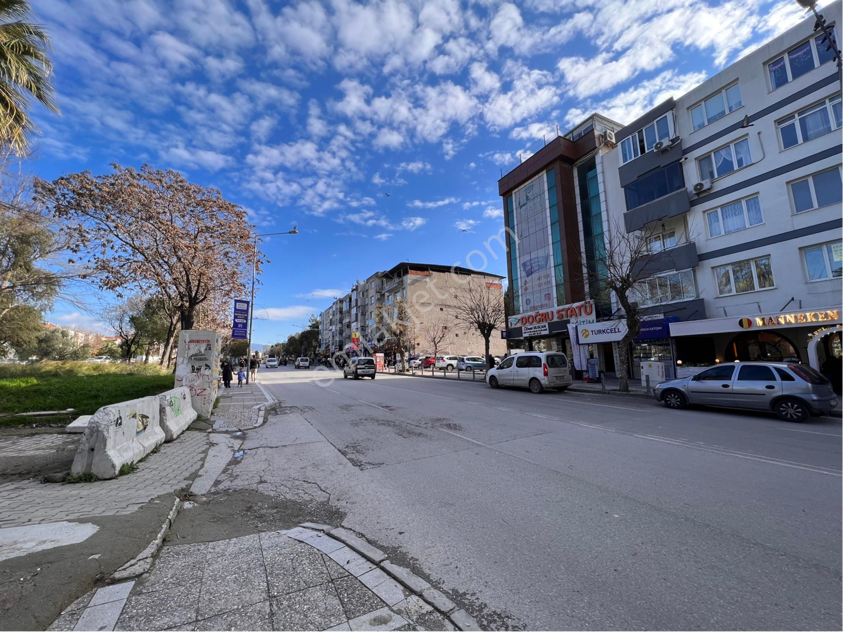 Buca Menderes Cd Üzeri Eski Cezaevi Karşısı Kiralık Ofis İşyeri - Görsel 45