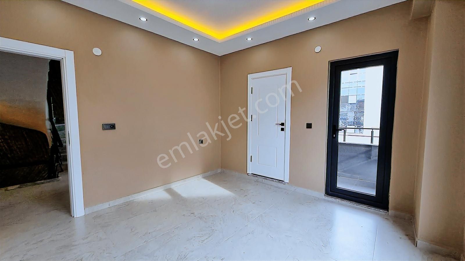 Fırsat!!okullara Komşu Müstakil Havuzlu Nefis 4+1 Villa - Görsel 4