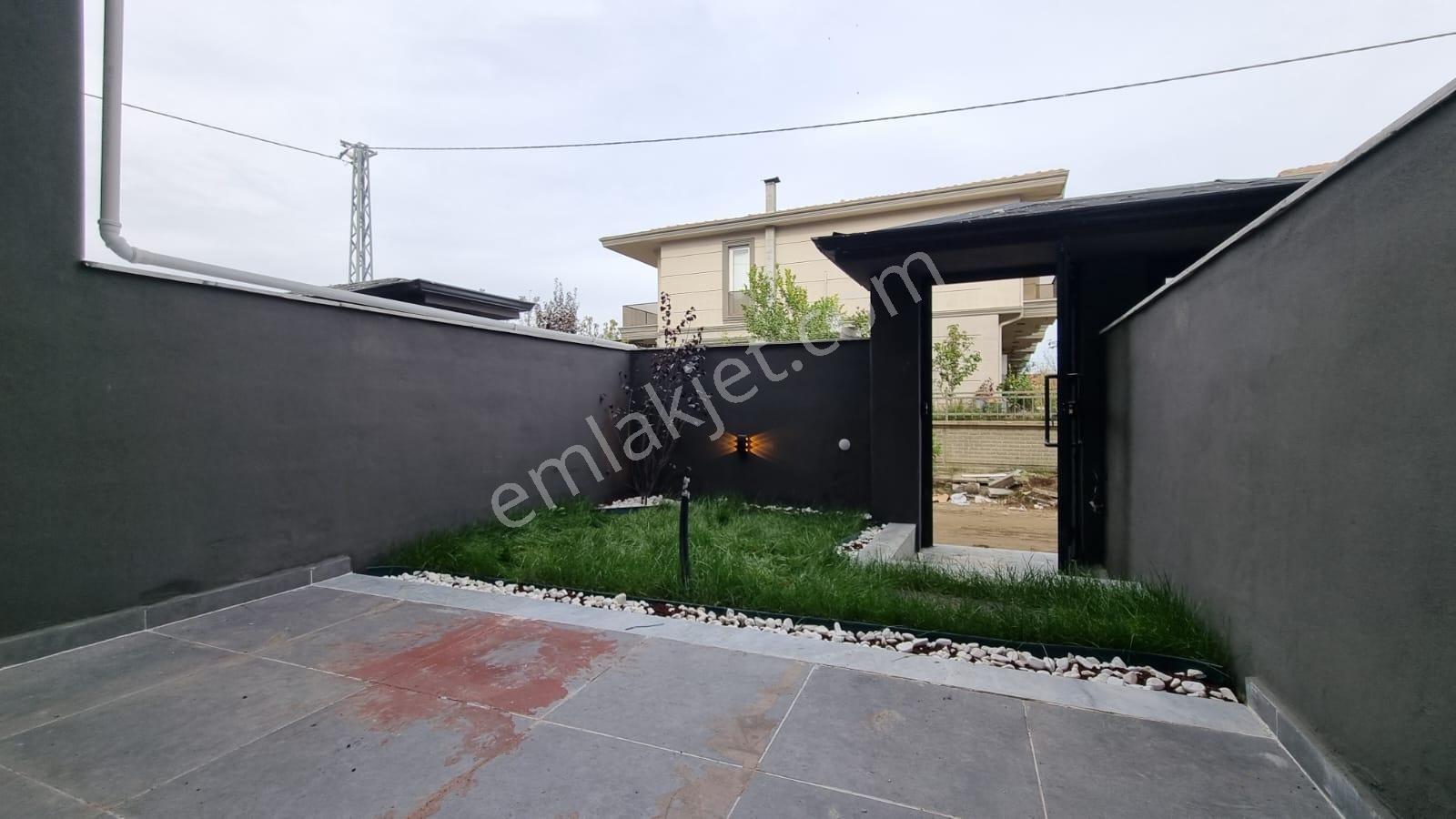 Aile Yaşamına Uygun,ayrı Mutfaklı 4+1 Lüks Villa Yatırım Fırsatı - Görsel 13