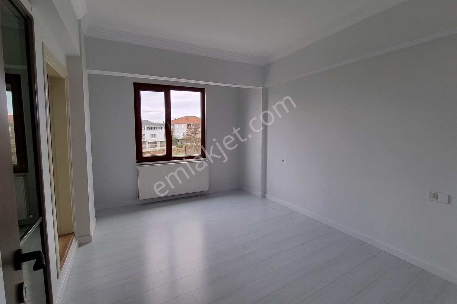 Şan Group'tan Nadir Bulunan Mutfak Ayrı Nefis 265m2 Villa ! - Görsel 19