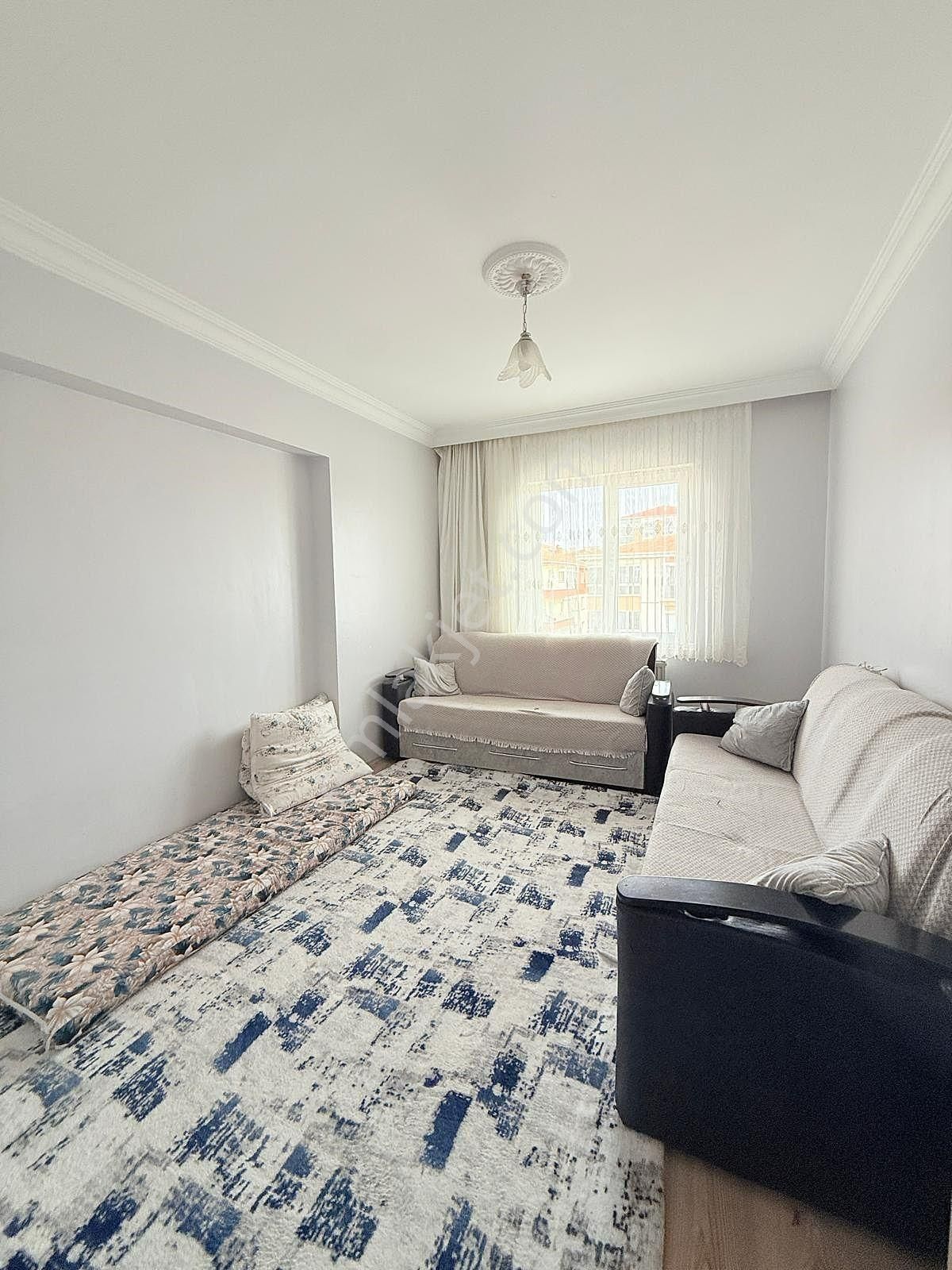 Yıldız'dan Eminevim Kuruluşlarına Uygun Katta Çok Geniş 3+1 !!! - Görsel 20