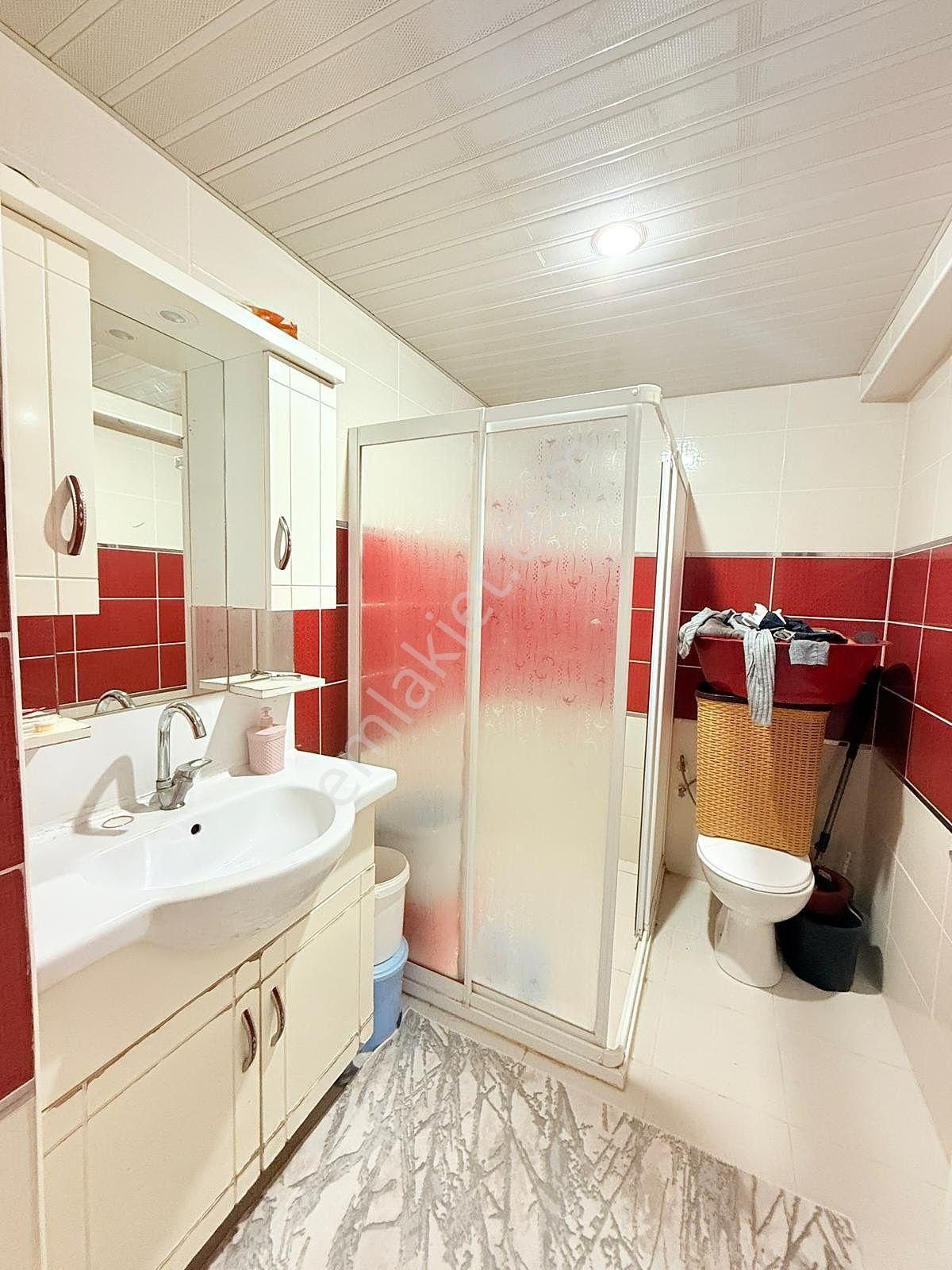 Yıldız'dan Eminevim Kuruluşlarına Uygun Katta Çok Geniş 3+1 !!! - Görsel 32