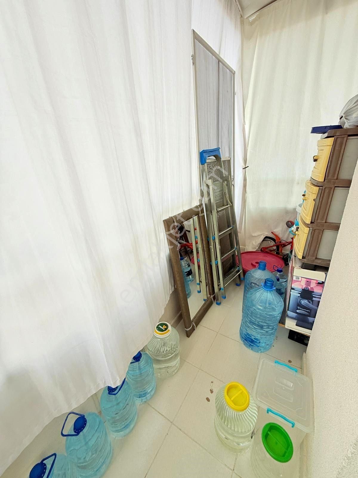 Yıldız'dan Eminevim Kuruluşlarına Uygun Katta Çok Geniş 3+1 !!! - Görsel 25