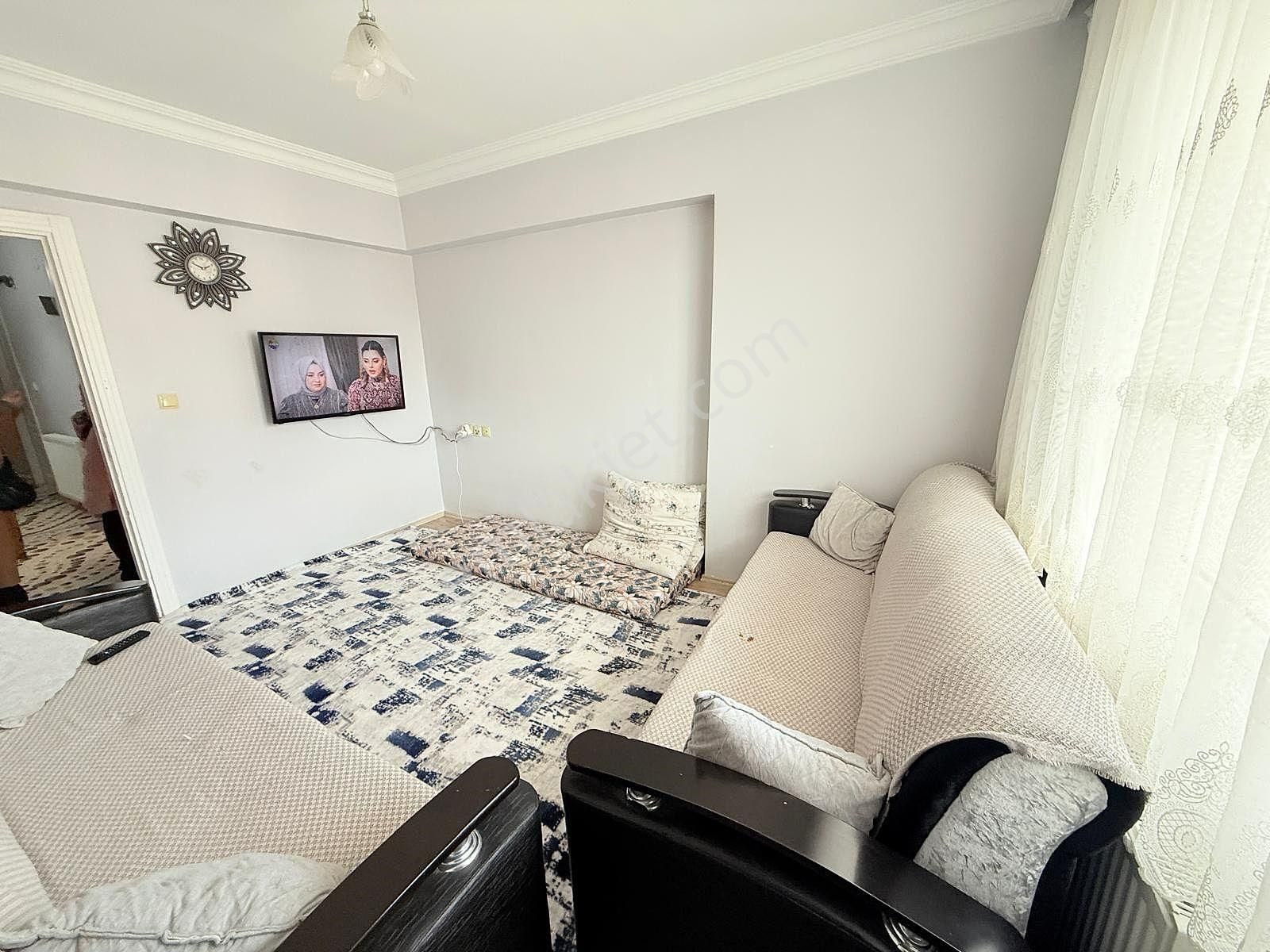 Yıldız'dan Eminevim Kuruluşlarına Uygun Katta Çok Geniş 3+1 !!! - Görsel 21