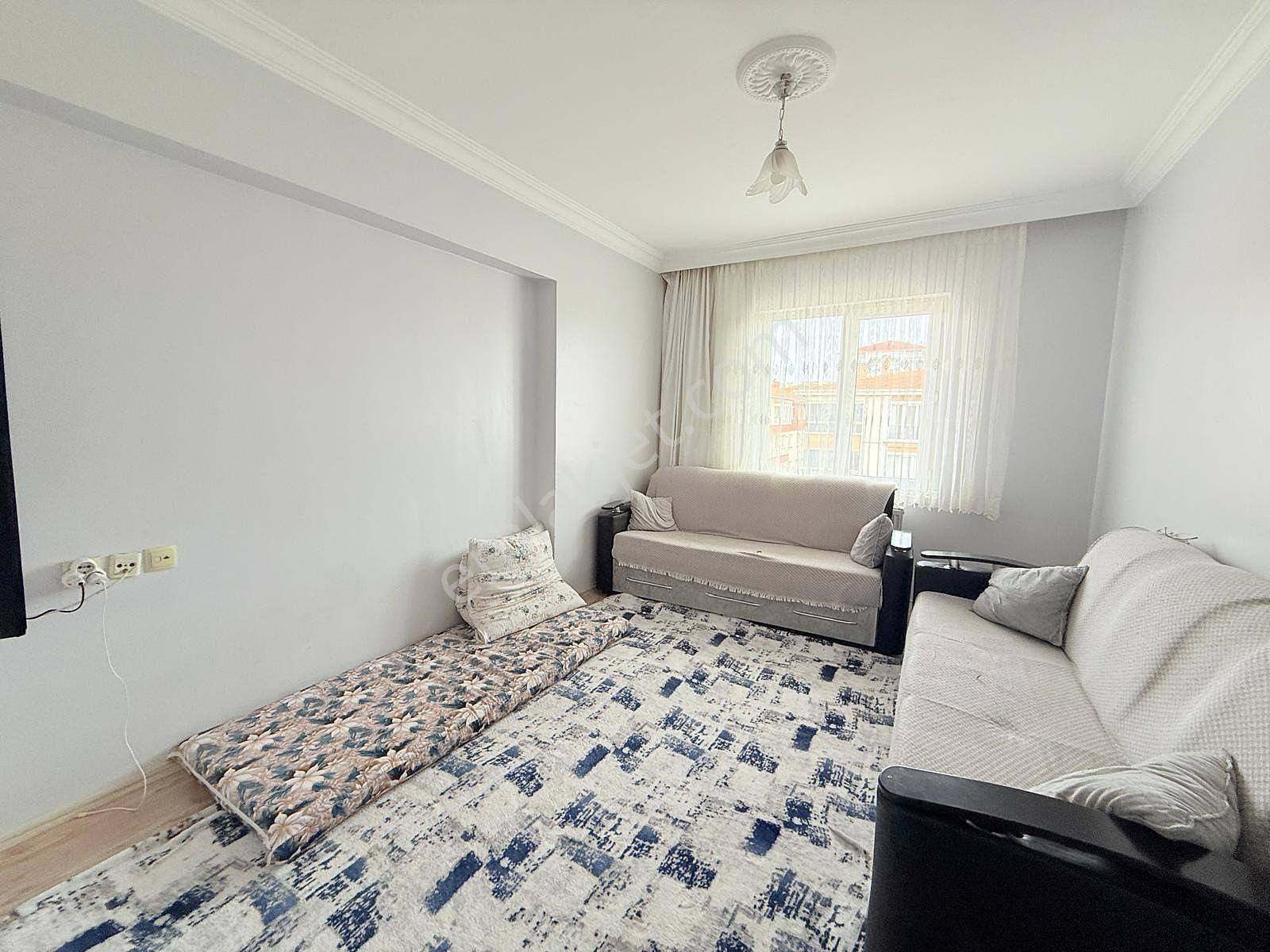 Yıldız'dan Eminevim Kuruluşlarına Uygun Katta Çok Geniş 3+1 !!! - Görsel 18