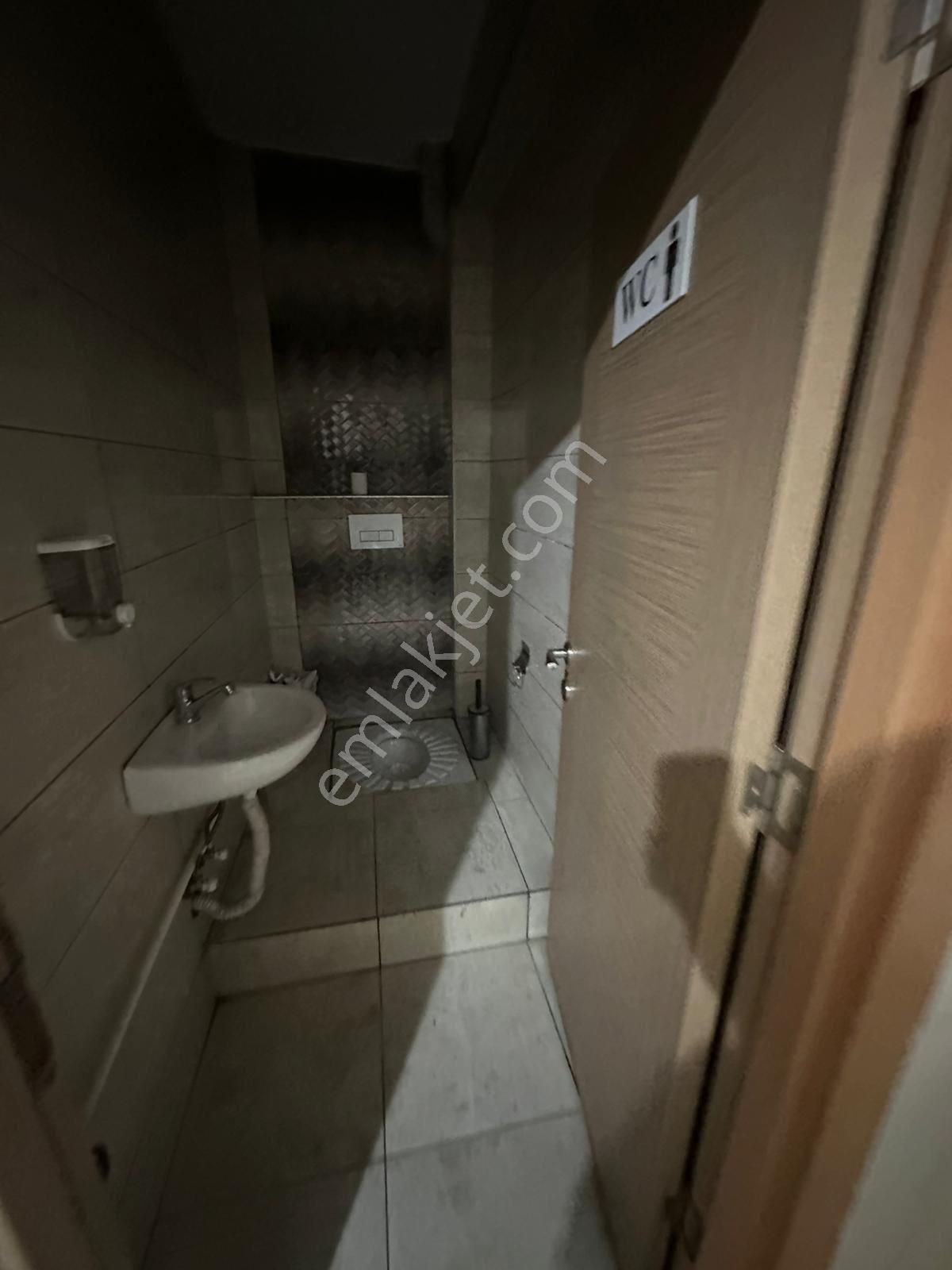 Ufuk Caddesi Üzerinde İki Katlı Dükkan 450m2 Kira 250.000 Tl Depozito 500.000 Tl - Görsel 21