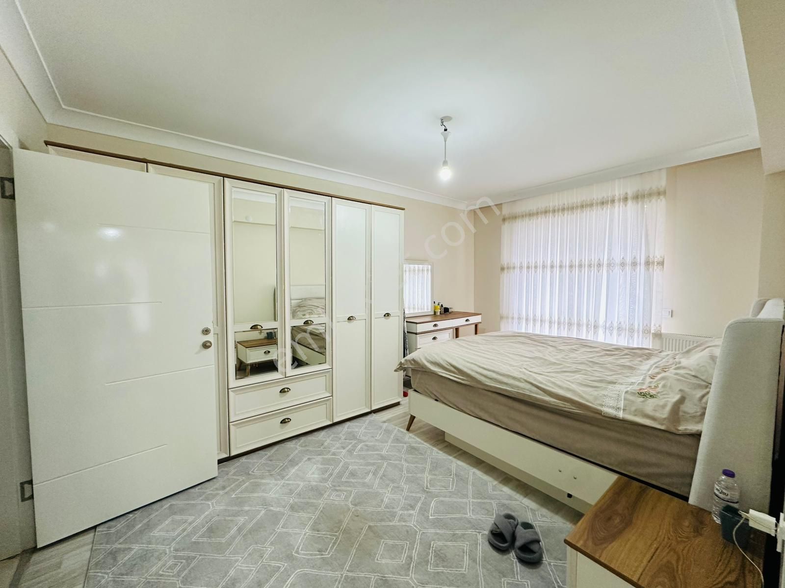 Feridunçelik'te Asansörlü Full Yapılı 3+1 Ara Katta Satılık Daire !! - Görsel 7