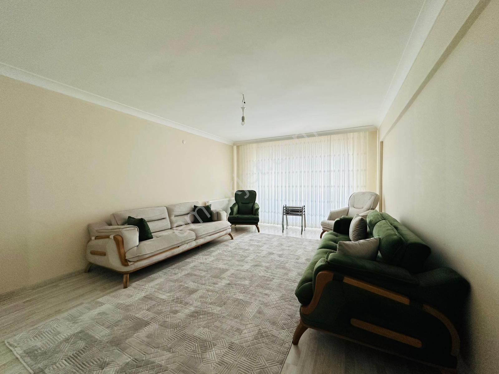 Feridunçelik'te Asansörlü Full Yapılı 3+1 Ara Katta Satılık Daire !! - Görsel 4