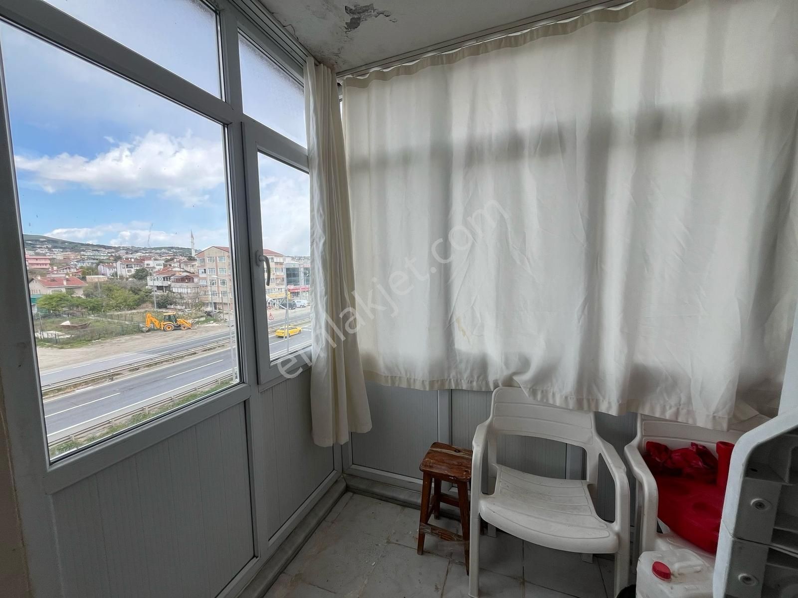 Büyükçekmece Kamiloba Da Denize Sıfır 2+1 Eşyalı Satılık Daire - Görsel 10