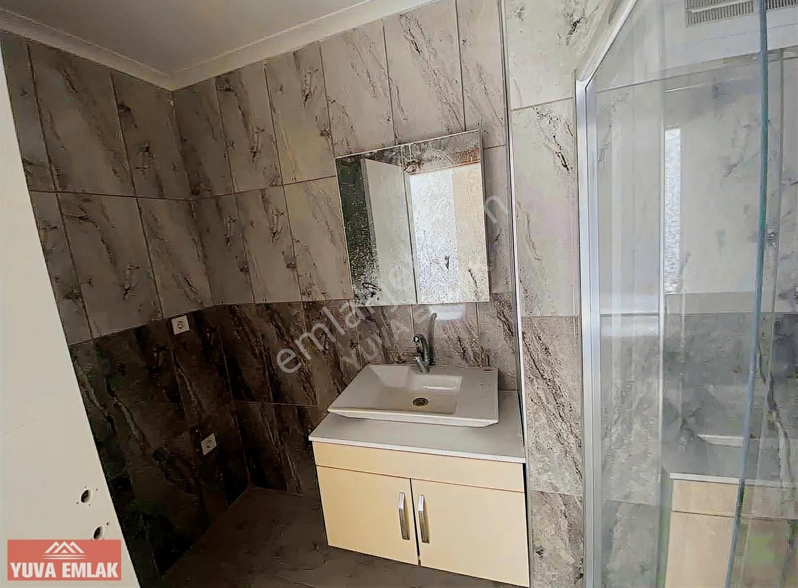 Bahçeşehir Hayatpark Rezidansda Satılık Daire 72m2 Balkonlu - Görsel 3