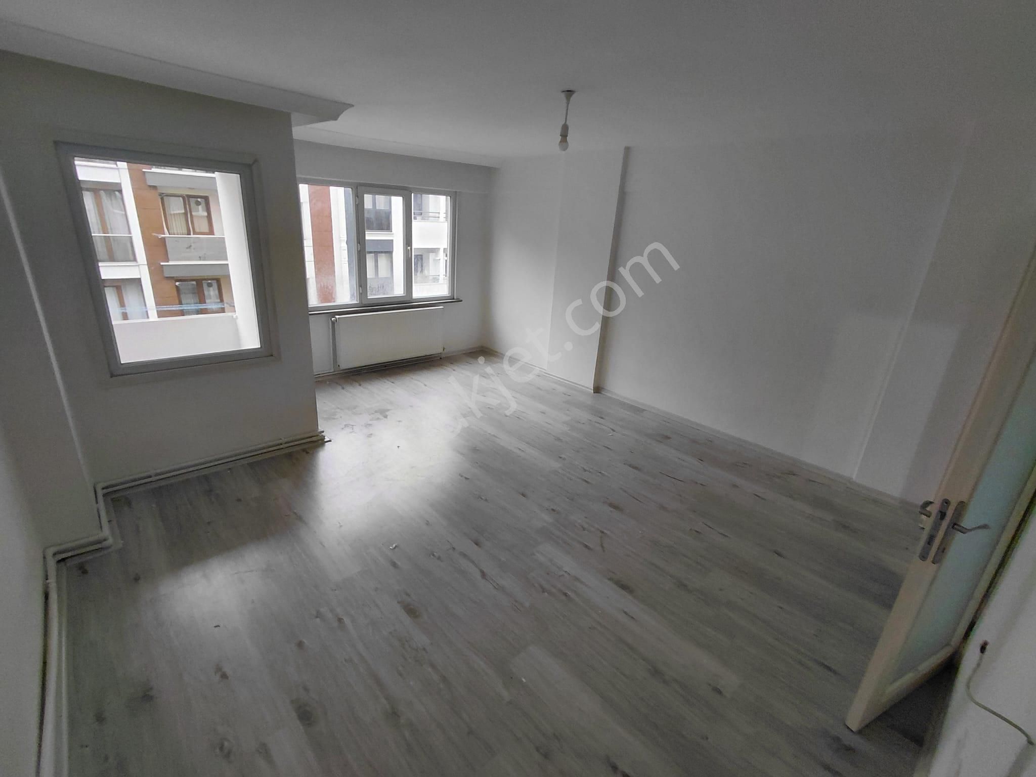 Tek Yetkili-2+1-95 M2-masrafsız-ara Kat-tülinde- Ön Cephe-2 Kat - Görsel 5