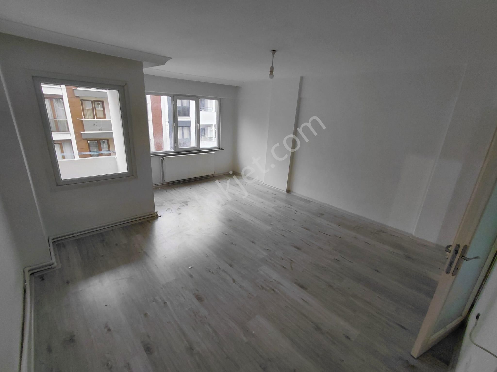 Tek Yetkili-2+1-95 M2-masrafsız-ara Kat-tülinde- Ön Cephe-2 Kat - Görsel 6